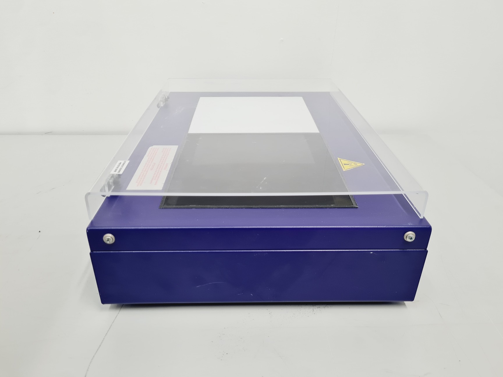 Image of UVP BioSpectrum 315 Imaging system with UVP White/2UV Transilluminator