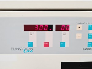 Thumbnail image of Heraeus Labofuge 400 Centrifuge