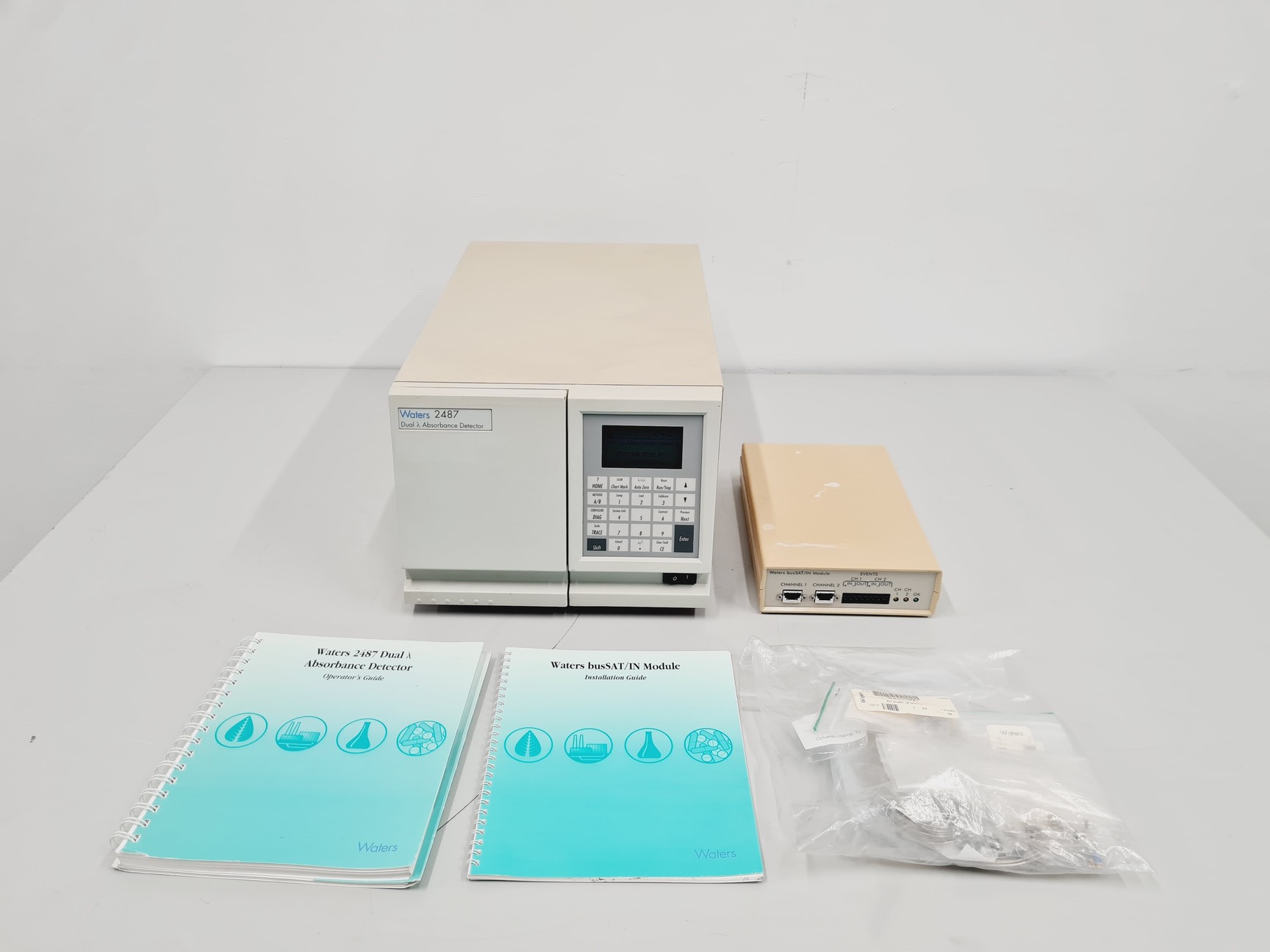 Image of Waters 2487 Dual λ Absorbance Detector with BusSAT/IN Module