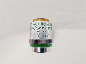 Thumbnail image of Carl Zeiss Axiovert 200M with 4 x Objectives 