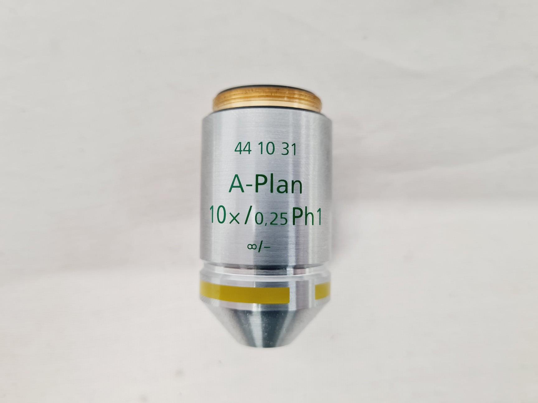 Image of Carl Zeiss Axiovert 200M with 4 x Objectives 