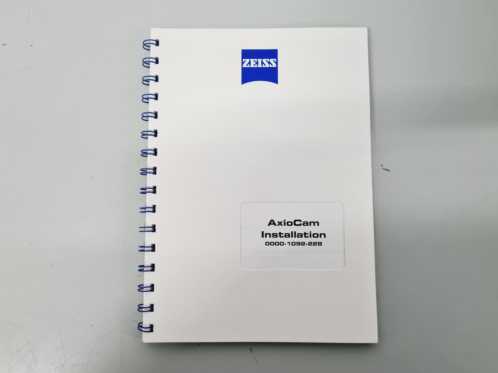Image of Carl Zeiss Axiovert 200M with 4 x Objectives 