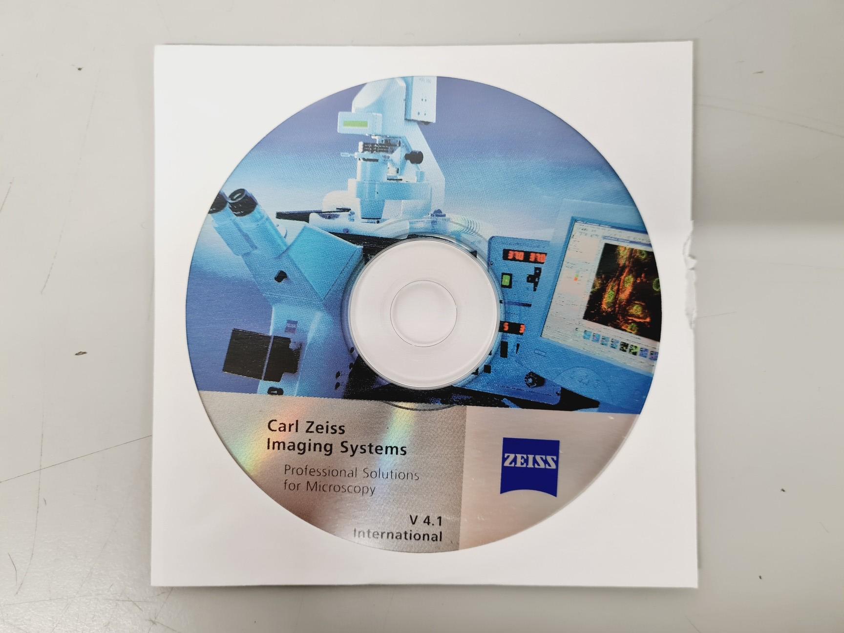Image of Carl Zeiss Axiovert 200M with 4 x Objectives 