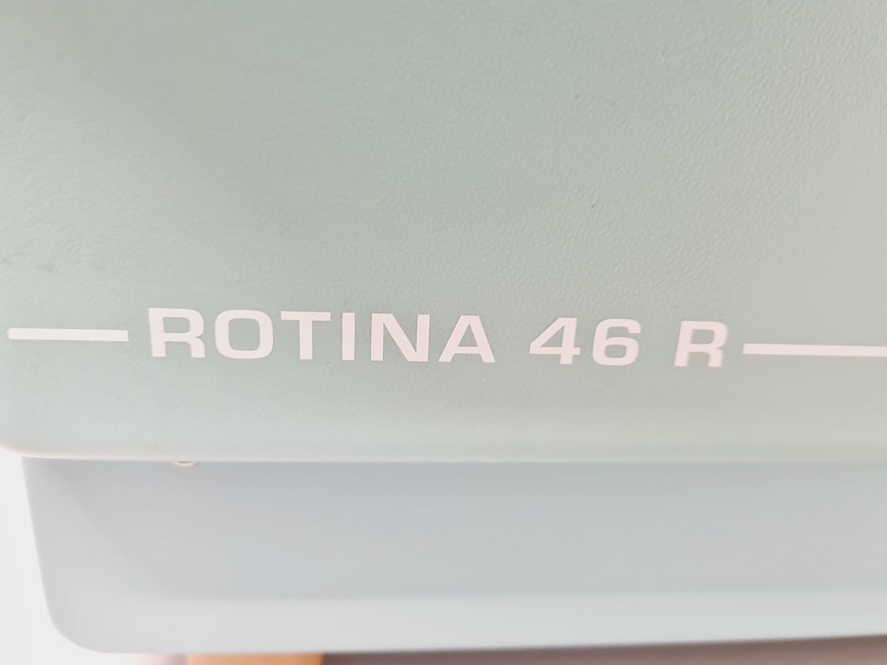 Image of Hettich Rotina 46 R 4610 Centrifuge