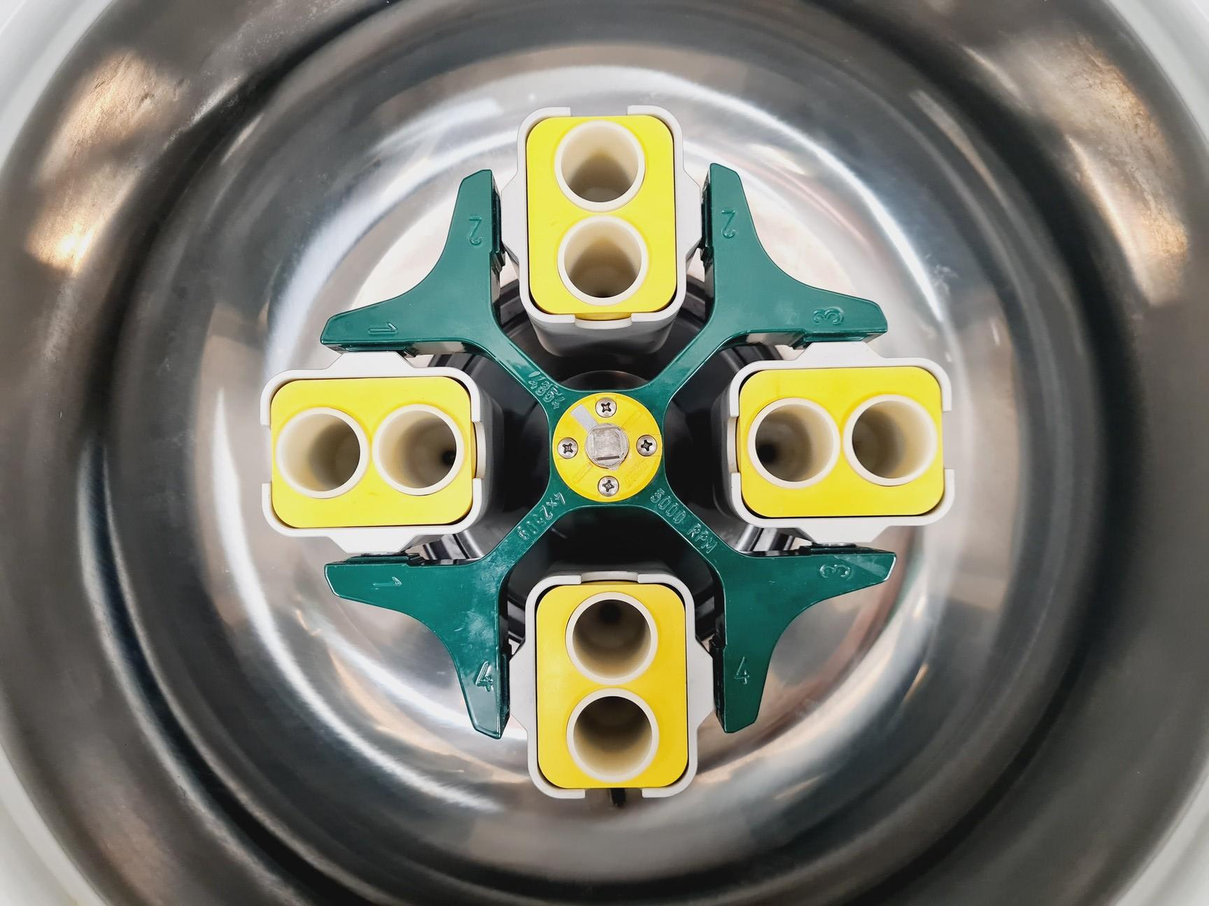 Image of Hettich Rotina 46 R 4610 Centrifuge