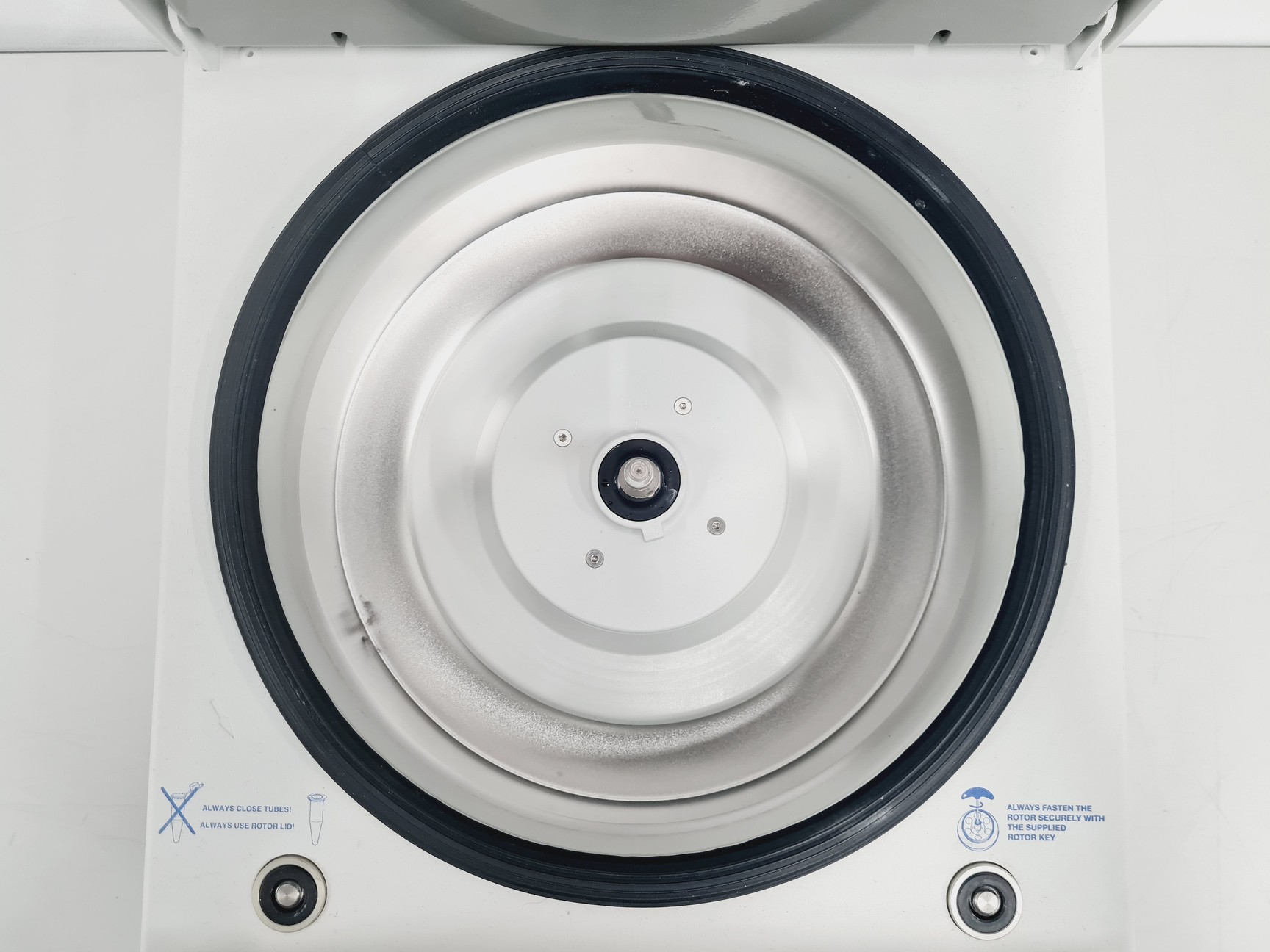 Image of Eppendorf Centrifuge 5430