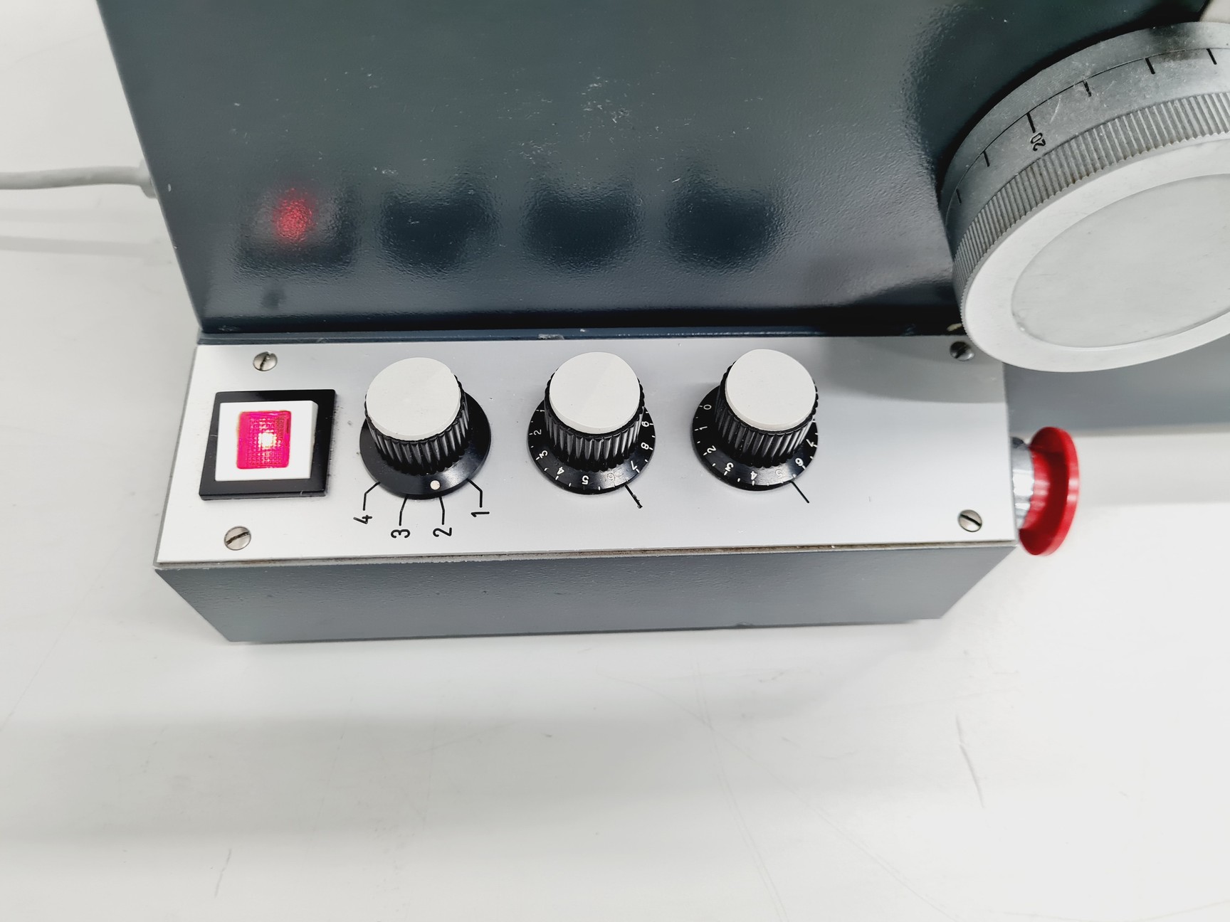 Image of Leica Autocut 1140 Microtome