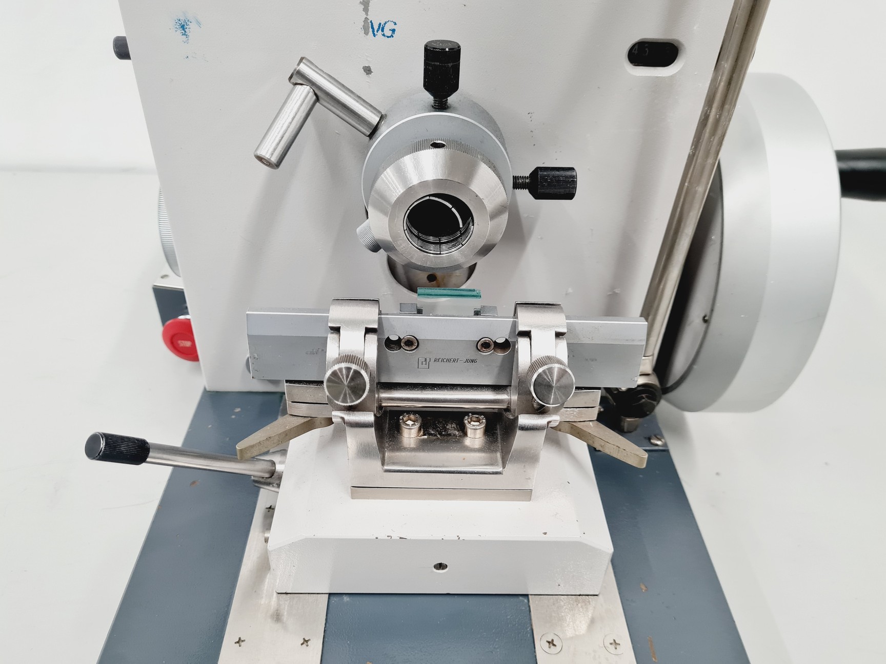 Image of Leica Autocut 1140 Microtome