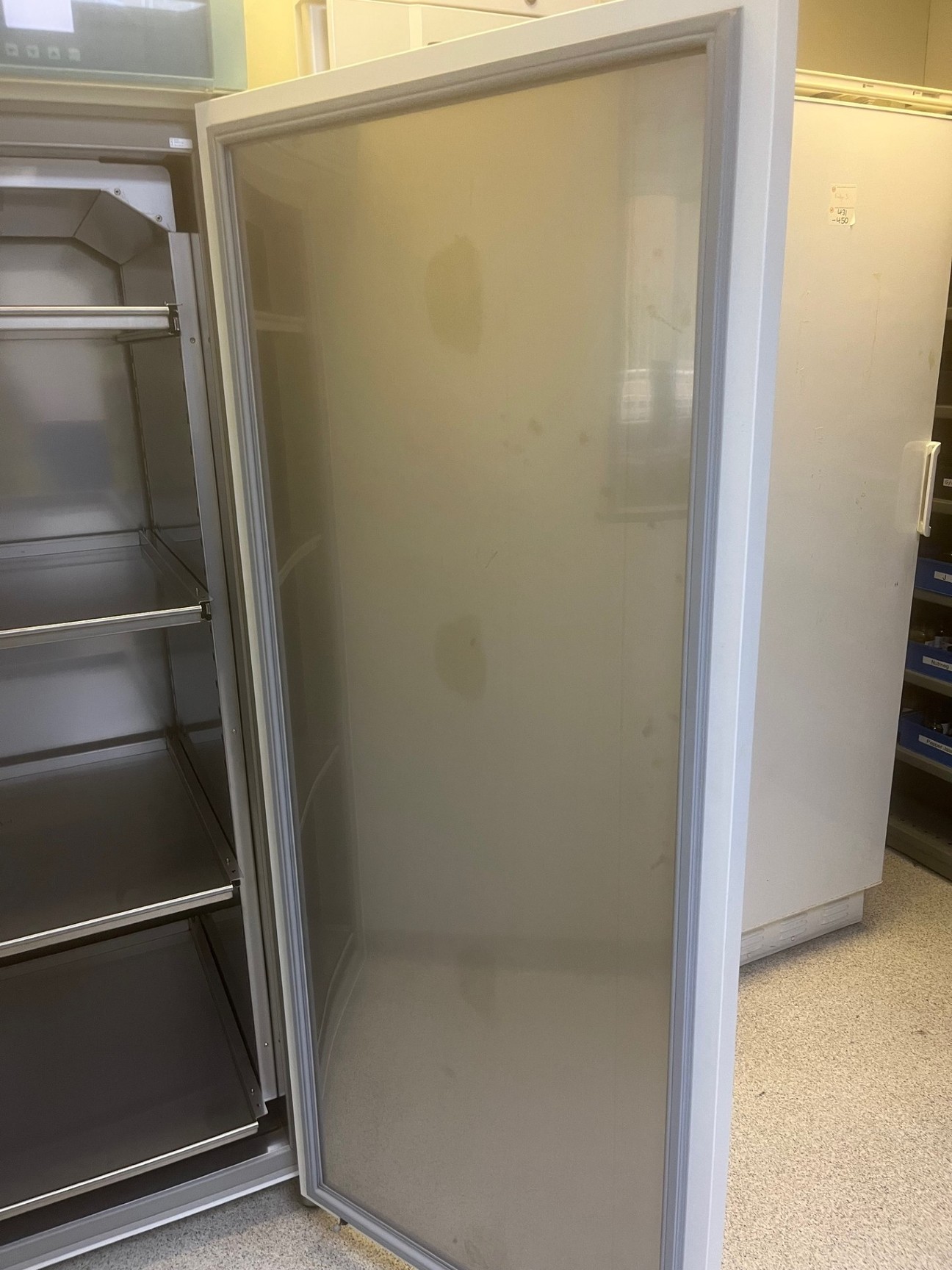 Image of Hettich HettCube 600 Ultra Low Freezer Lab