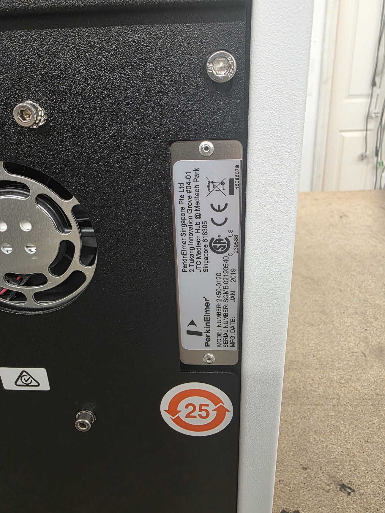 Image of Perkin Elmer MicroBeta® TriLux Model 2450-0120 12 Detector 96/384 Well System 