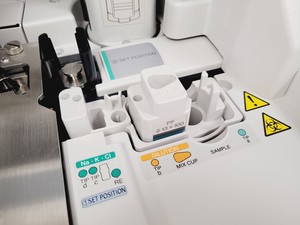 Thumbnail image of FUJIFILM Dri-Chem NX500 Clinical Dry‑Chemistry Analyser Lab