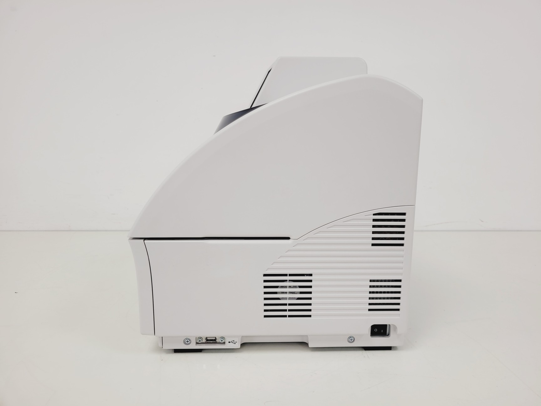 Image of FUJIFILM Dri-Chem NX500 Clinical Dry‑Chemistry Analyser Lab