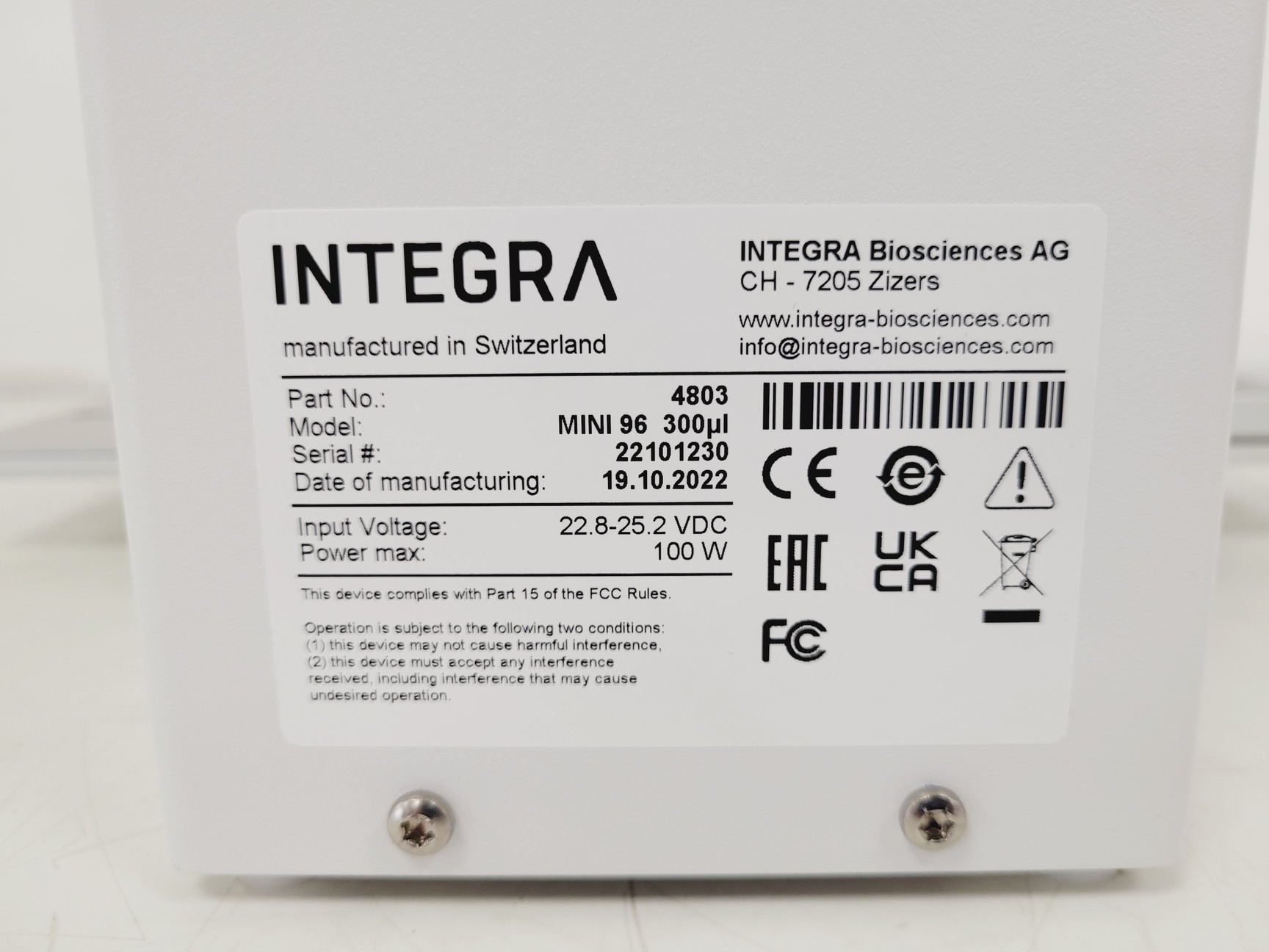 Image of Integra Mini 96 300ul Portable Electronic Pipette Lab