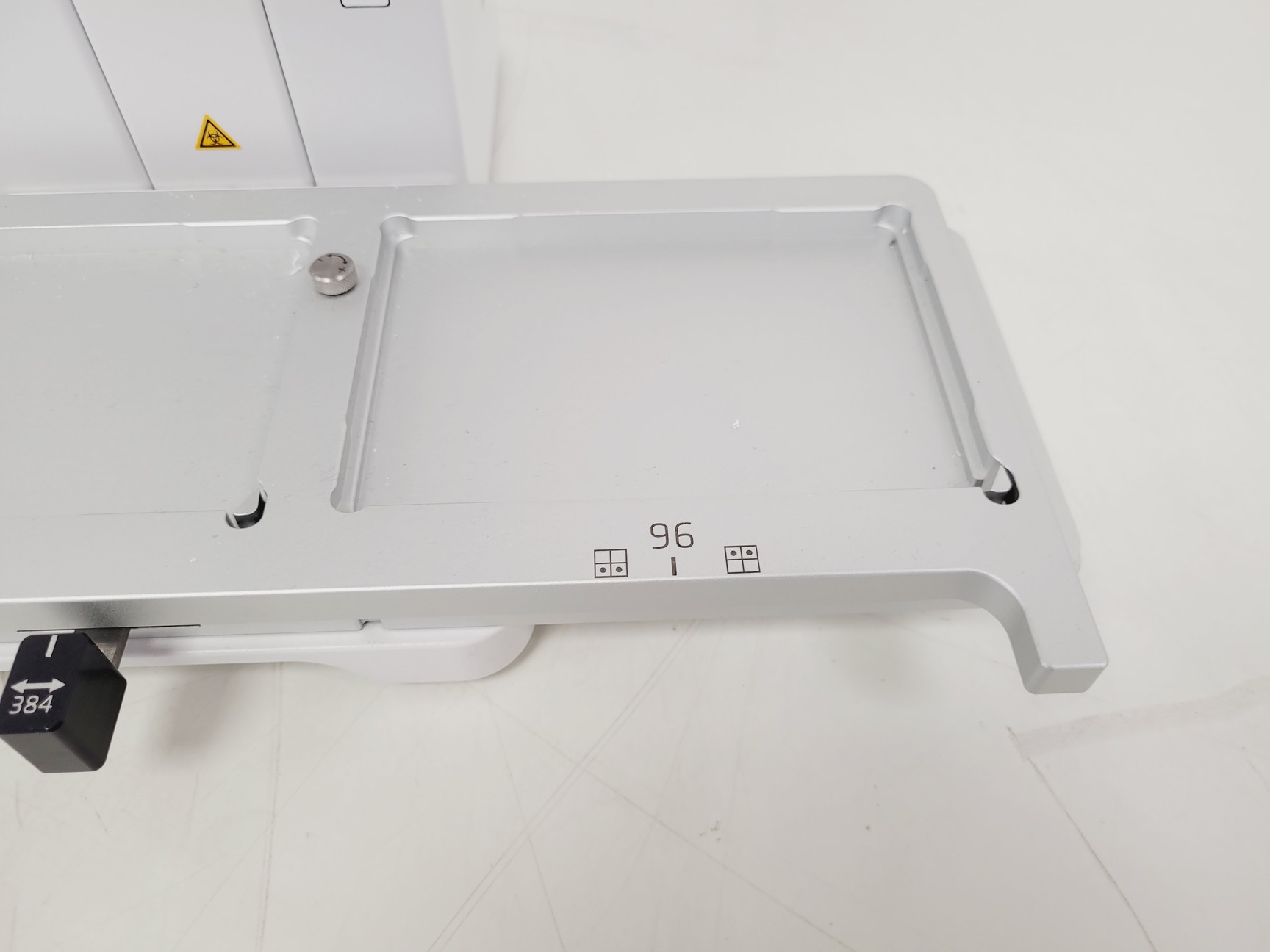 Image of Integra Mini 96 300ul Portable Electronic Pipette Lab