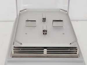 Thumbnail image of VWR Incubated Microplate Shaker Model No. 980141UK Lab
