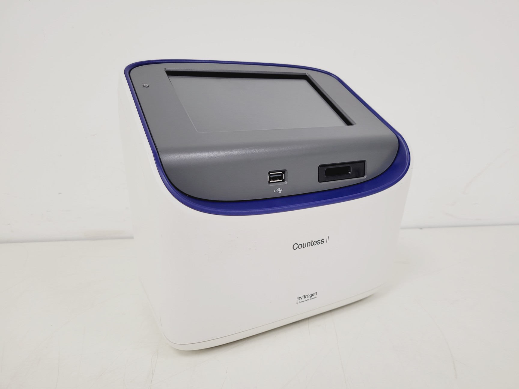 Image of Invitrogen Countess II Automated Cell Counter Lab