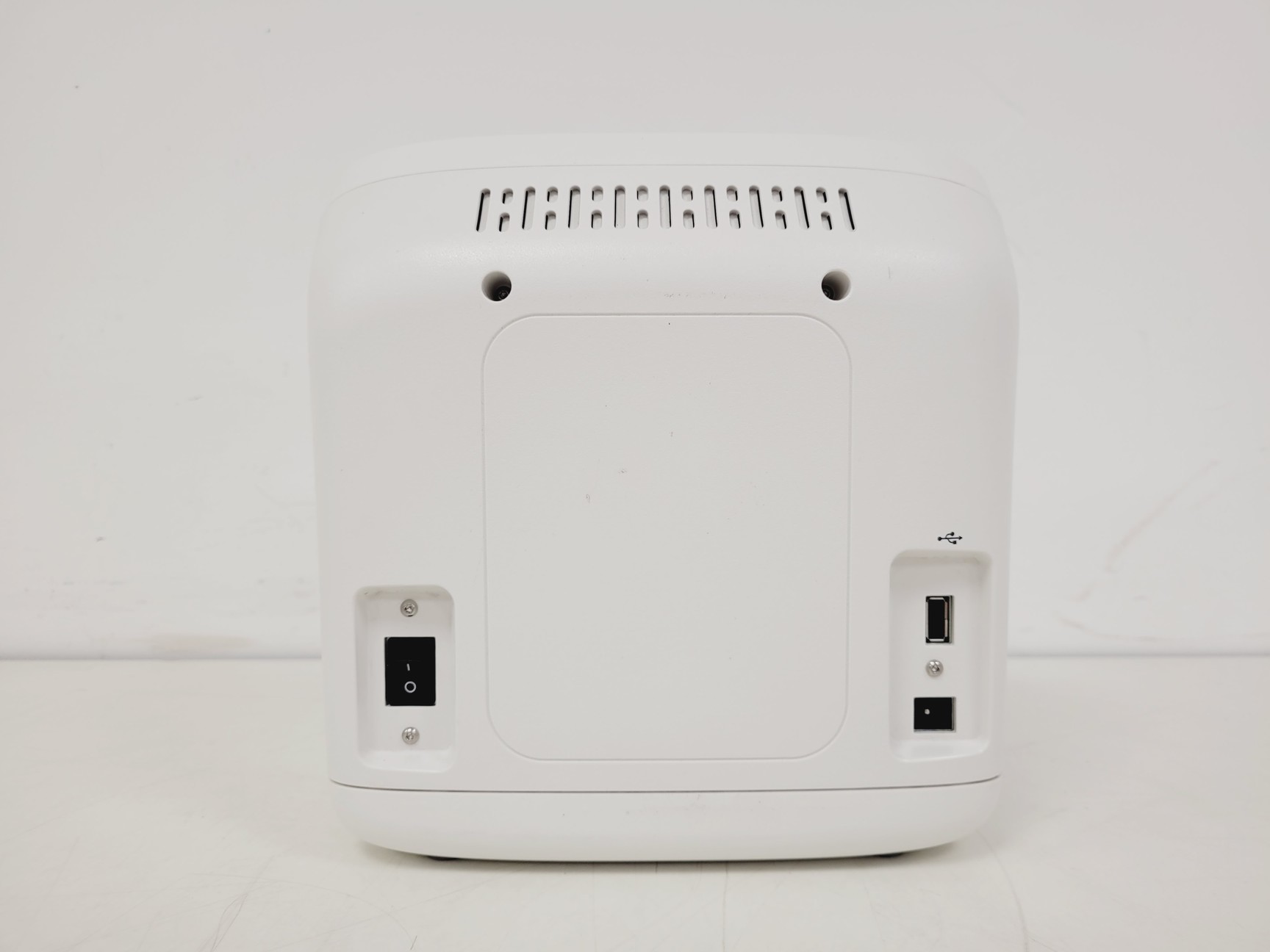 Image of Invitrogen Countess II Automated Cell Counter Lab