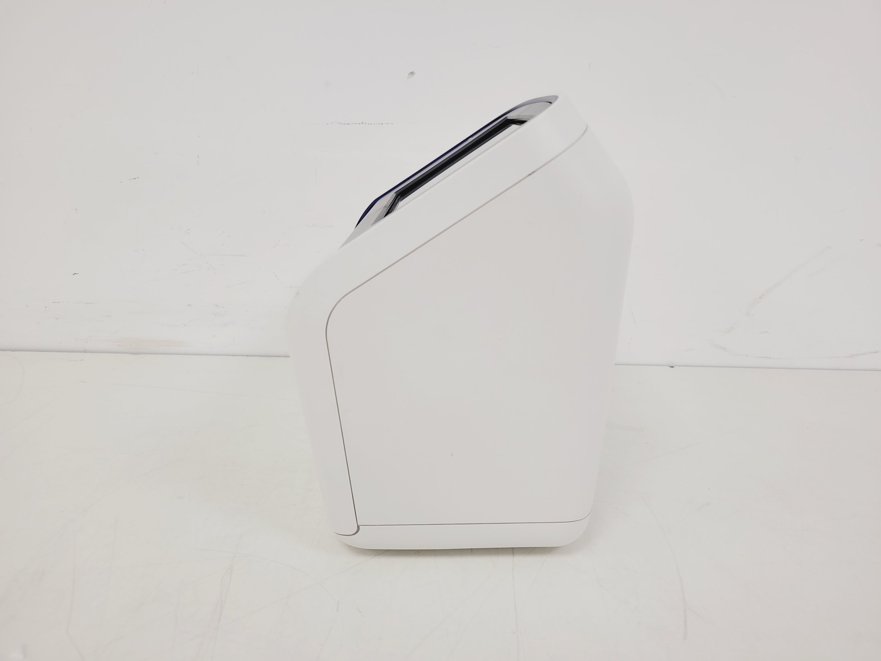 Image of Invitrogen Model Countess II Automated Cell Counter Lab