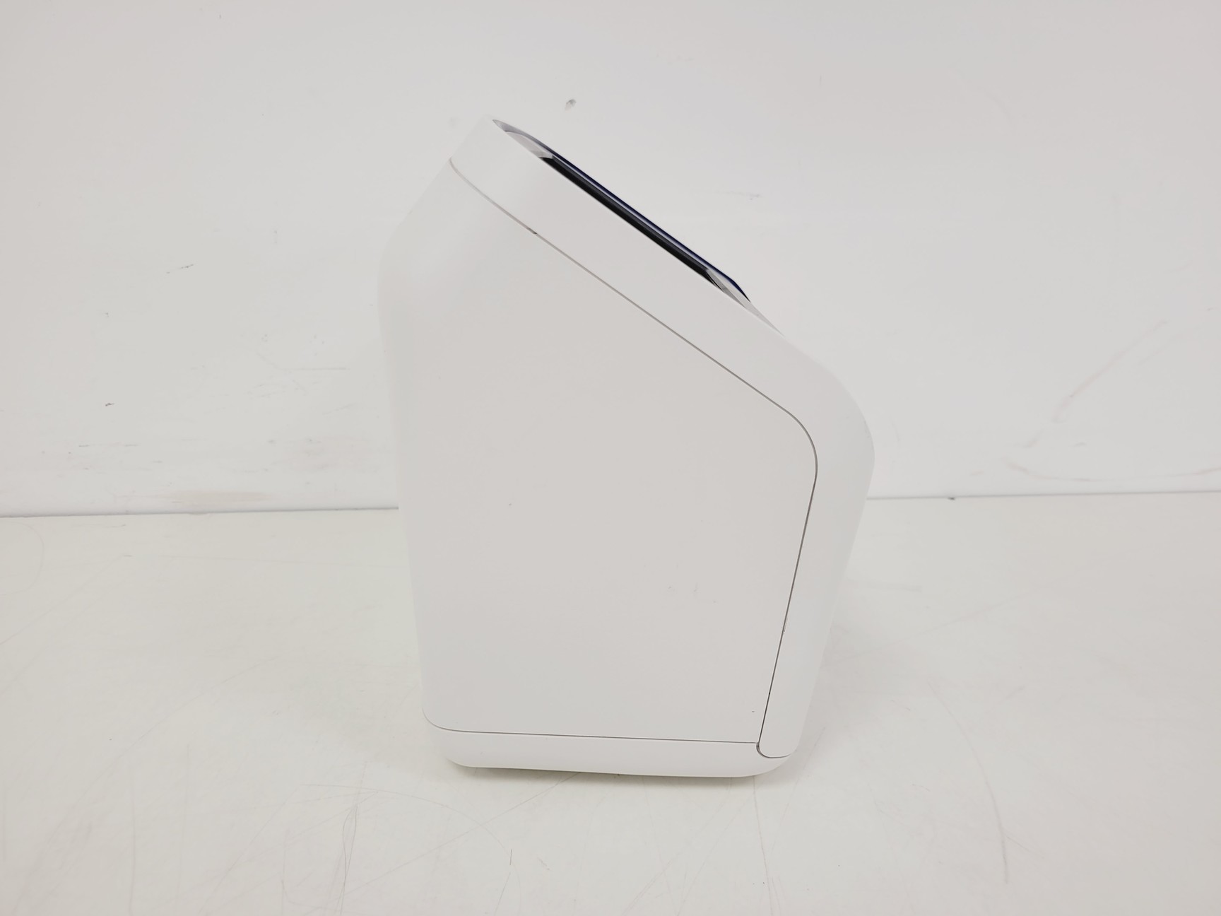 Image of Invitrogen Model Countess II Automated Cell Counter Lab