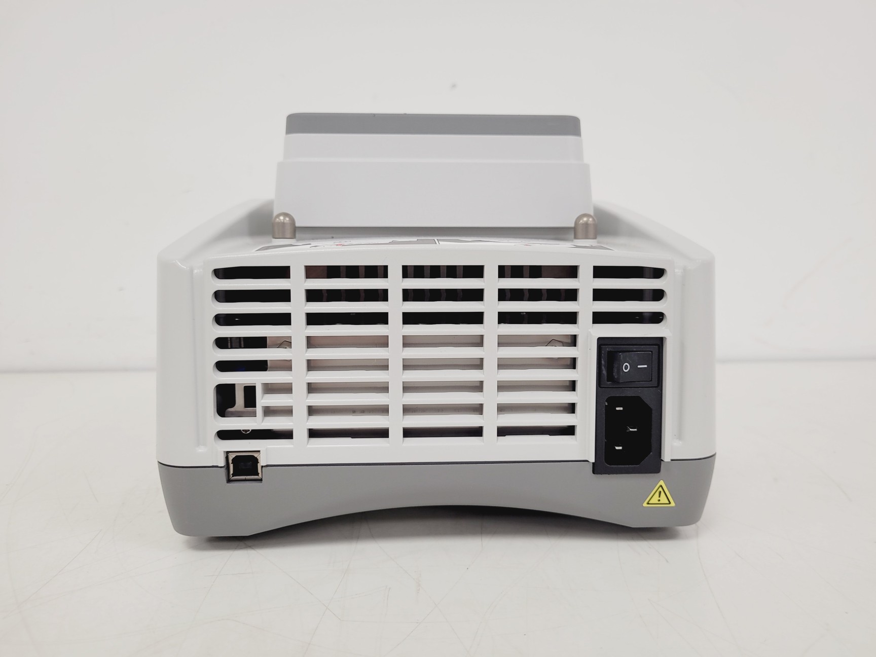 Image of Eppendorf ThermoStat C Dry Block Heater Lab