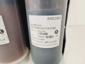 Thumbnail image of Sartorius Arium Mini H20-MA-UV-T Water Purification System Lab