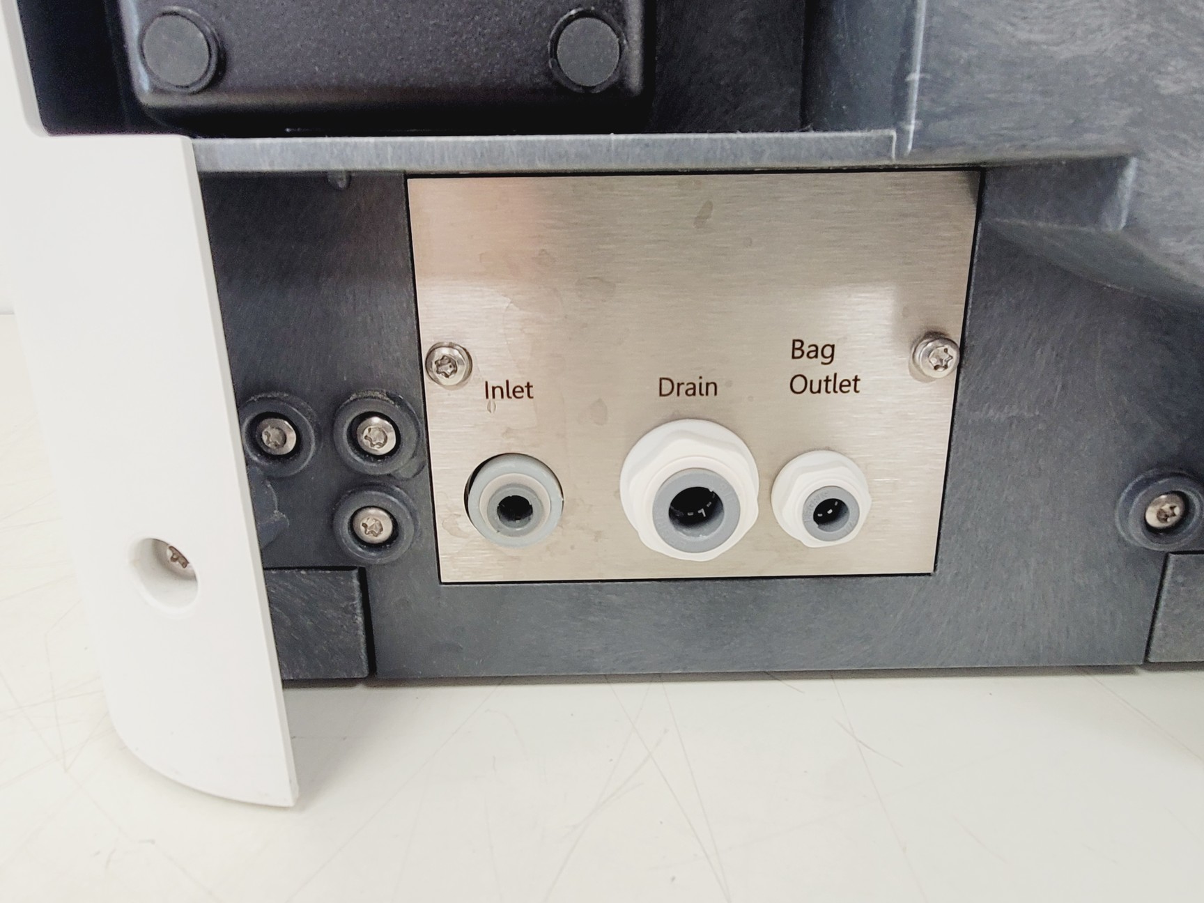 Image of Sartorius Arium Mini H20-MA-UV-T Water Purification System Lab