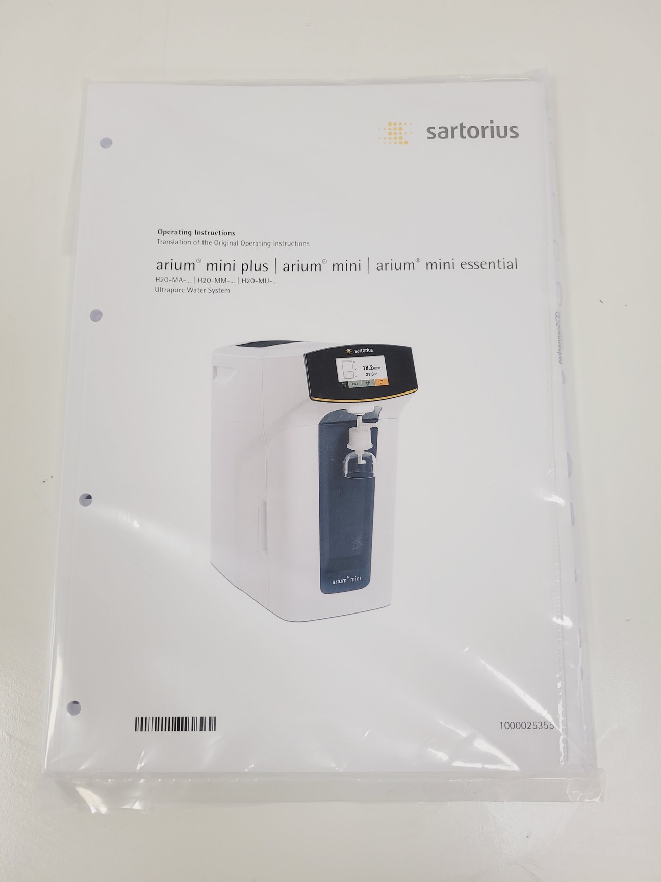 Image of Sartorius Arium Mini Model H20-MA-UV-T Water Purification System Lab