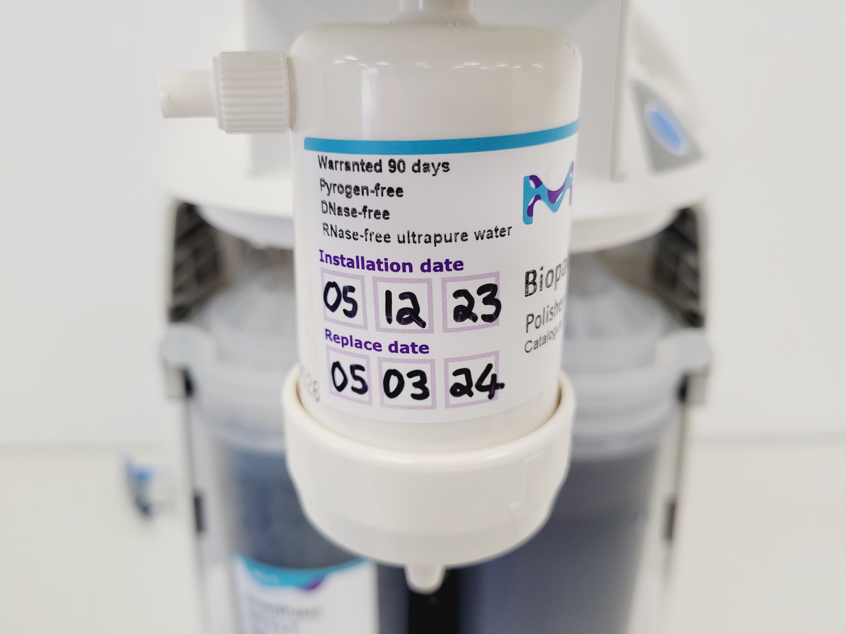 Image of Millipore Direct-Q 3 UV Benchtop Water Purifier Lab