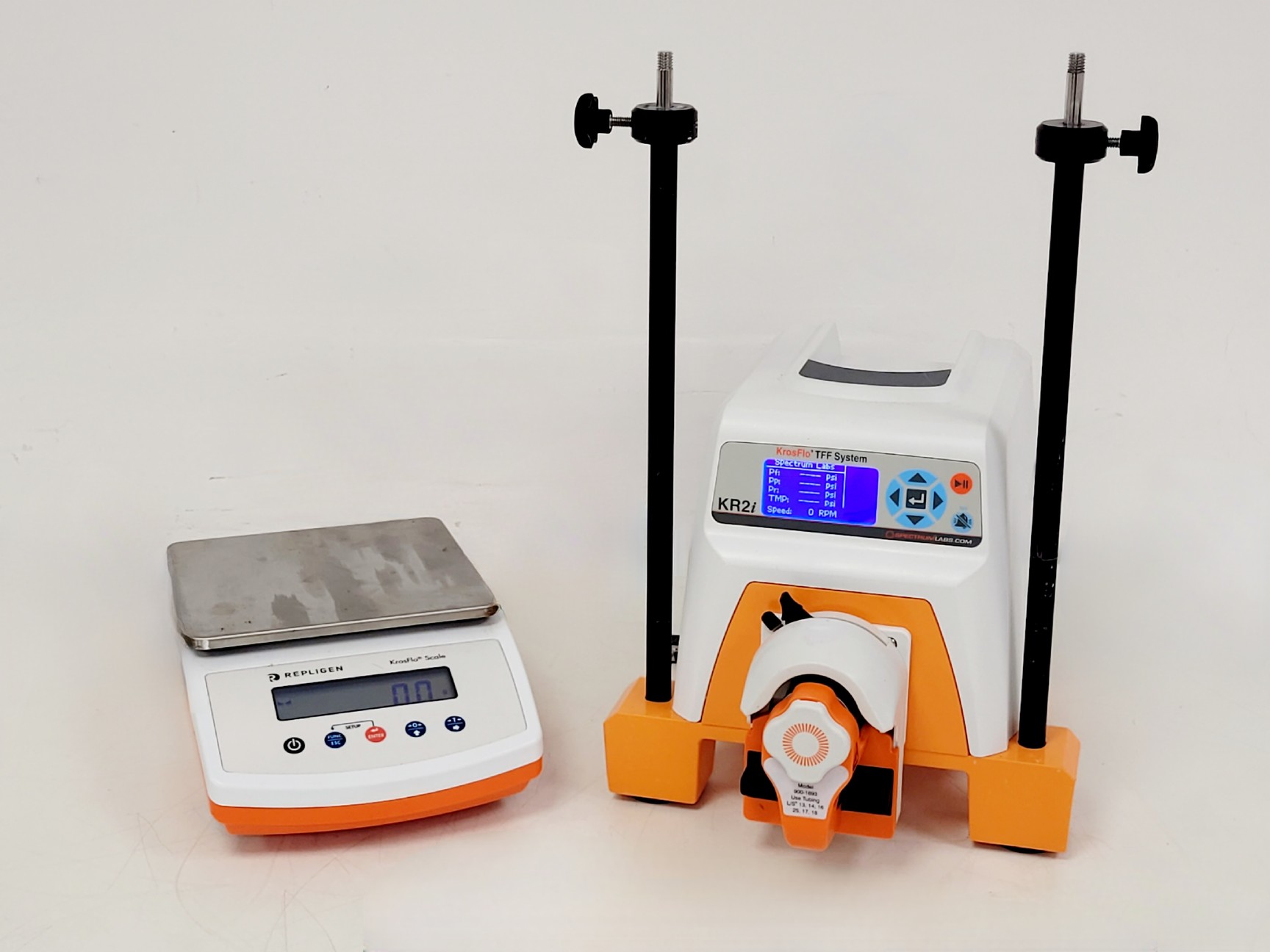 Image of Spectrum Labs KrosFlo TFF System KR2i Peristaltic Pump w/ ACSS-20K Balance