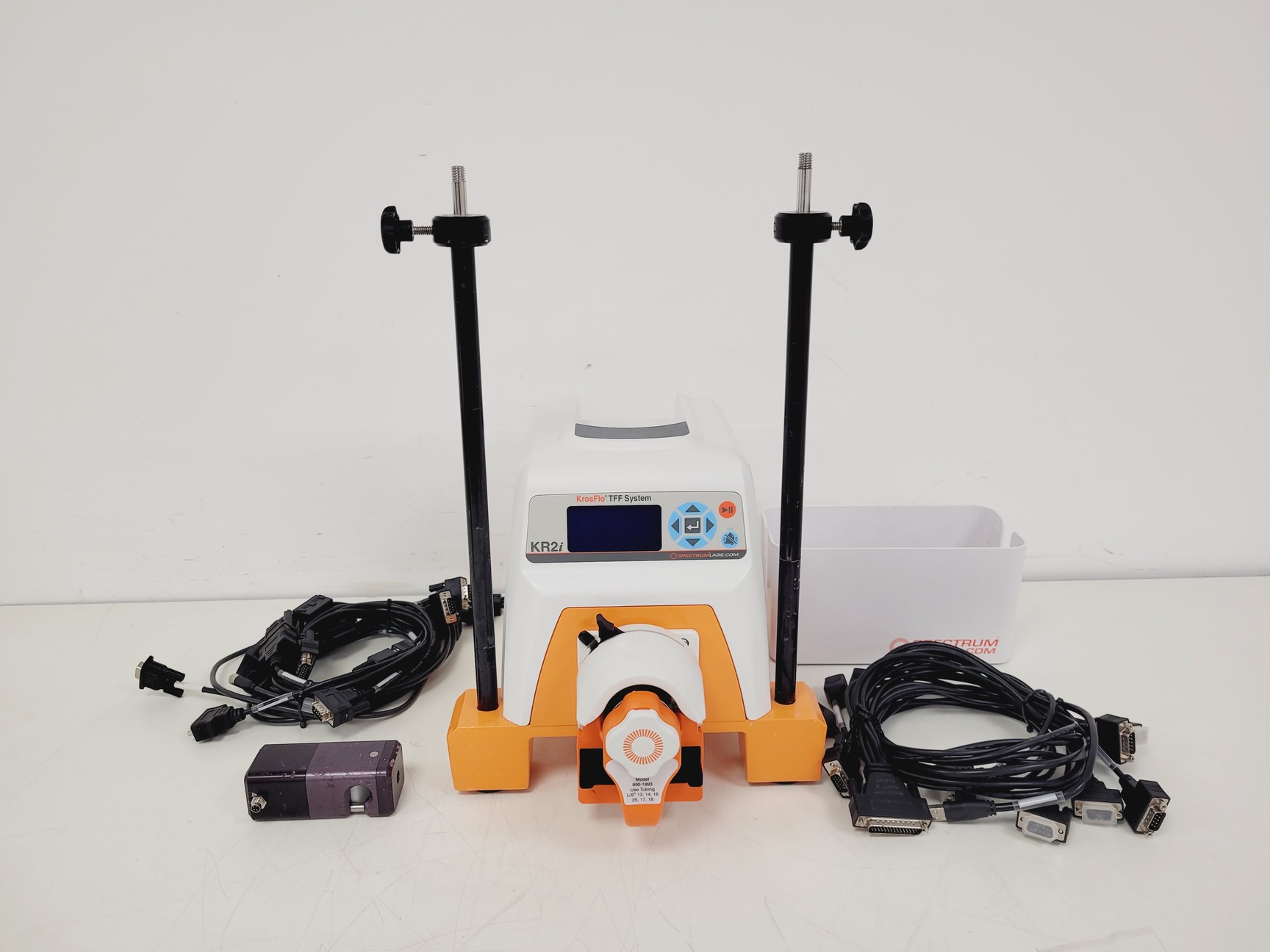 Image of Spectrum Labs KrosFlo TFF System KR2i Peristaltic Pump w/ ACSS-20K Balance