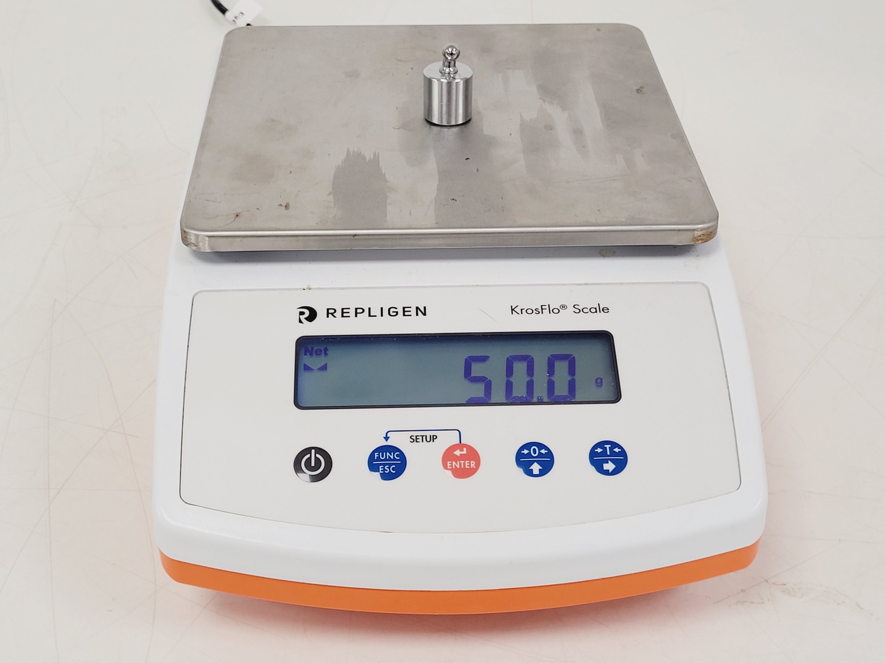 Image of Spectrum Labs KrosFlo TFF System KR2i Peristaltic Pump w/ ACSS-20K Balance