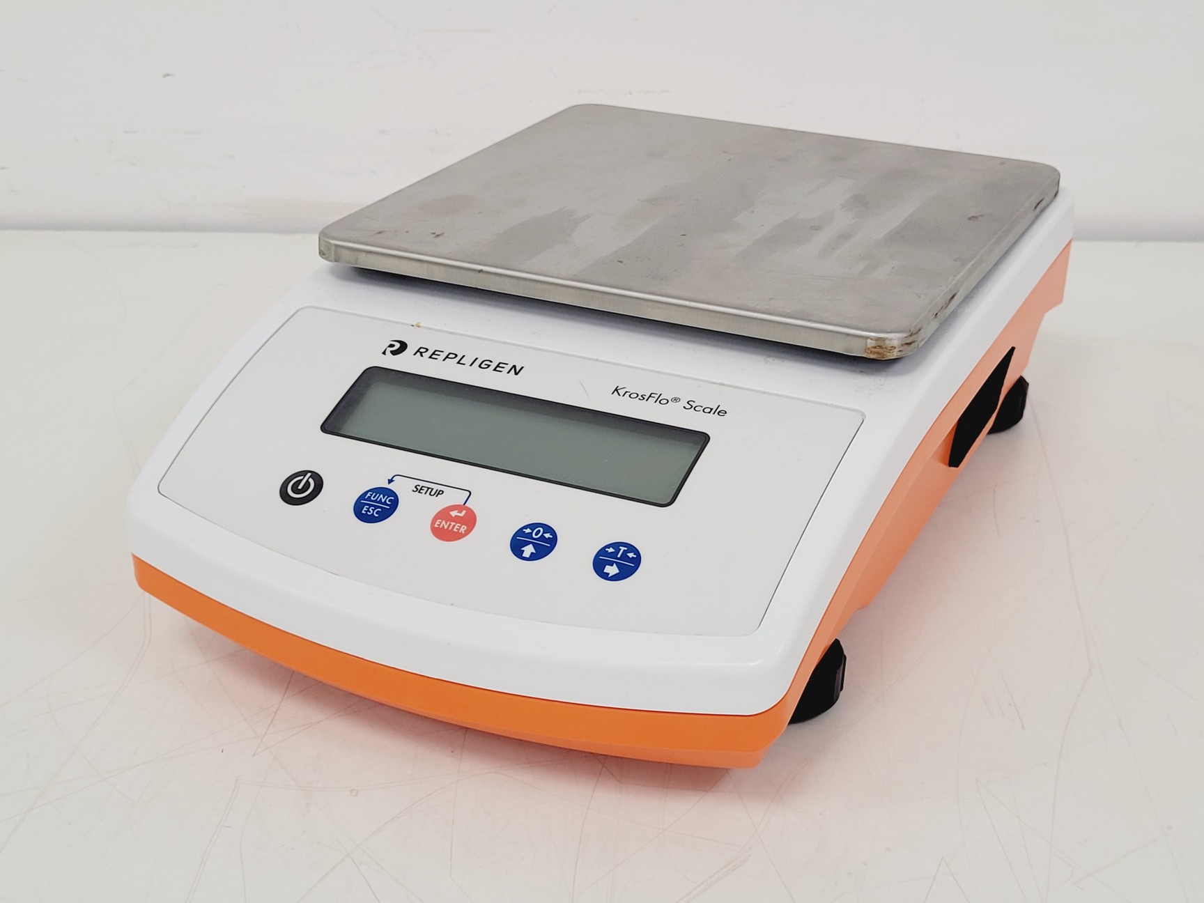 Image of Spectrum Labs KrosFlo TFF System KR2i Peristaltic Pump w/ ACSS-20K Balance