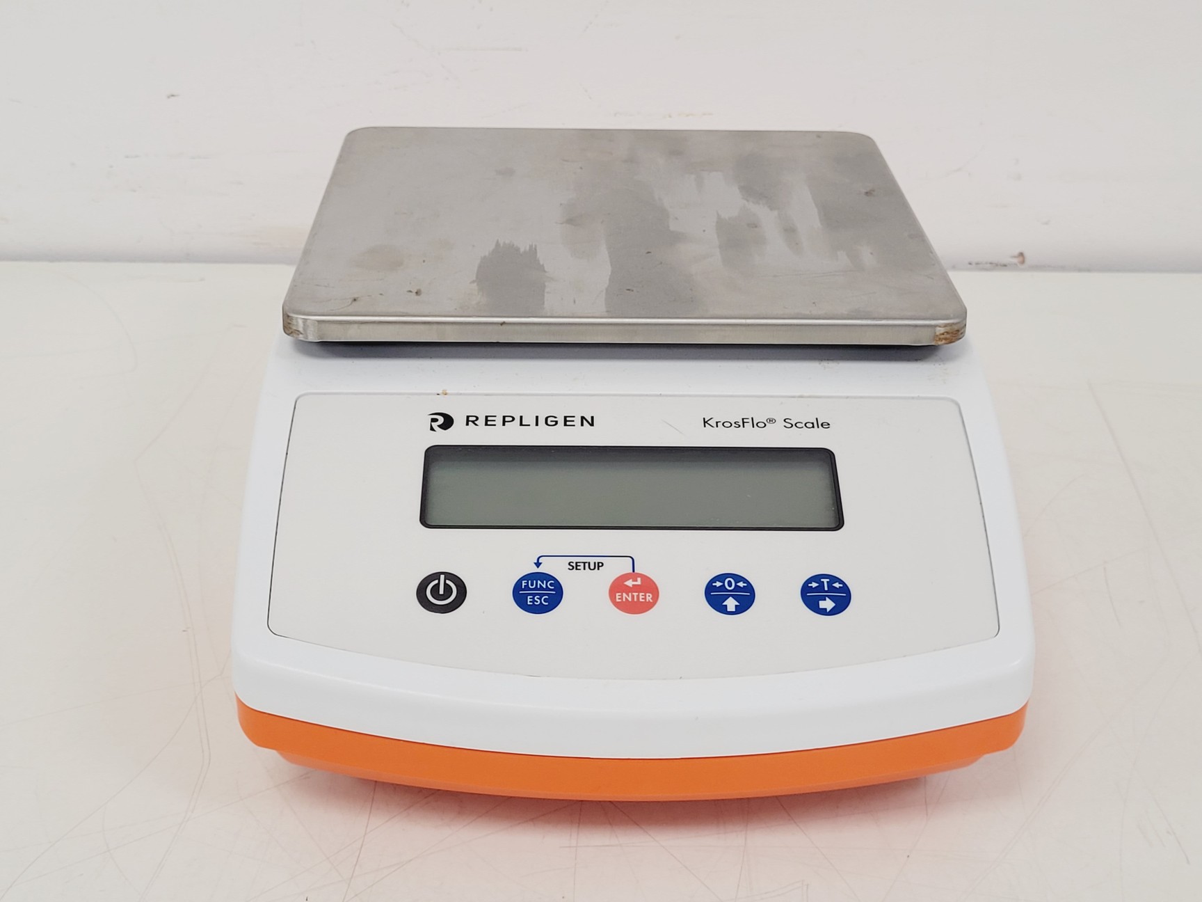 Image of Spectrum Labs KrosFlo TFF System KR2i Peristaltic Pump w/ ACSS-20K Balance