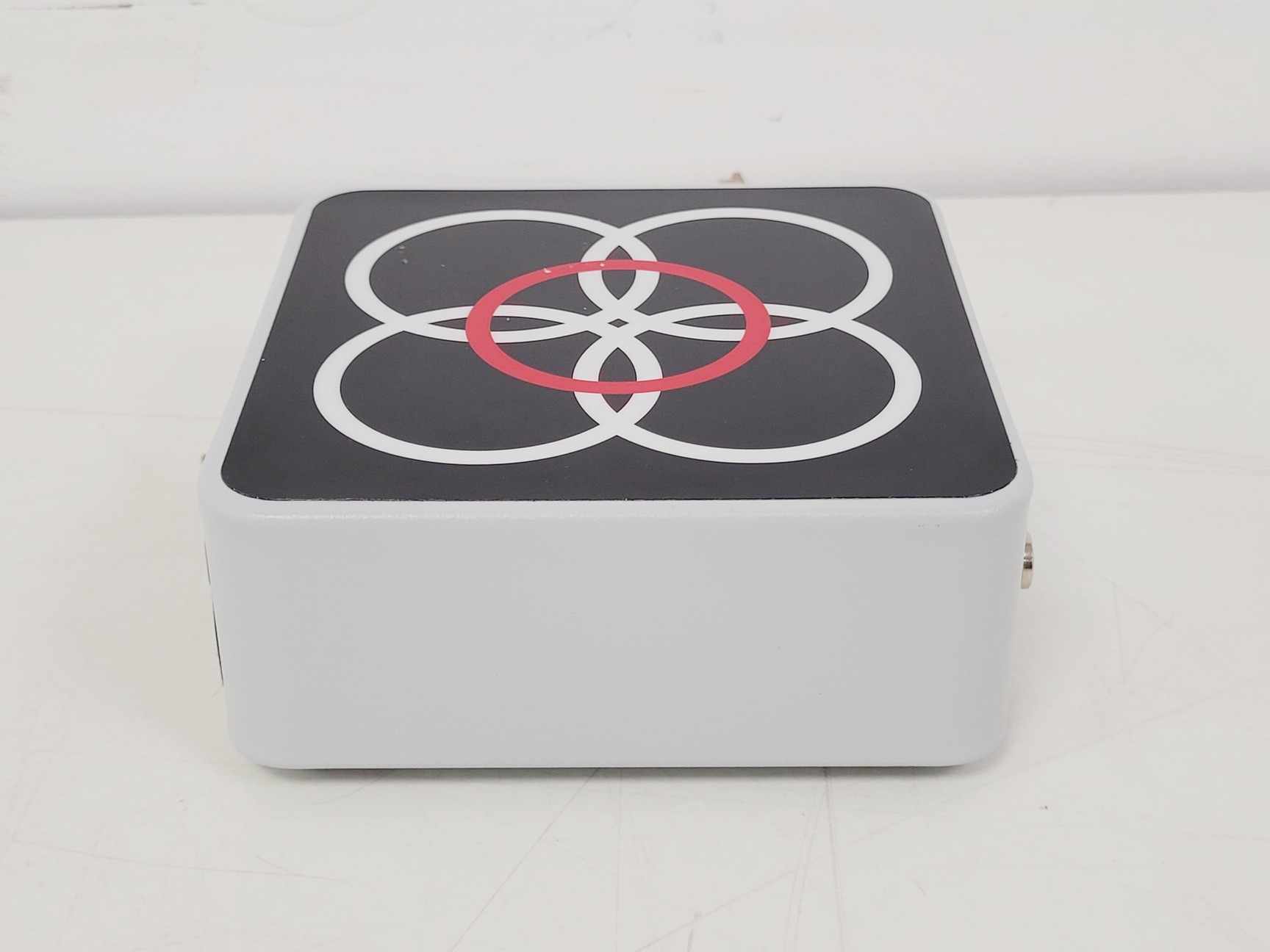 Image of CellPath CellCeps Plus Heated Forceps System Lab