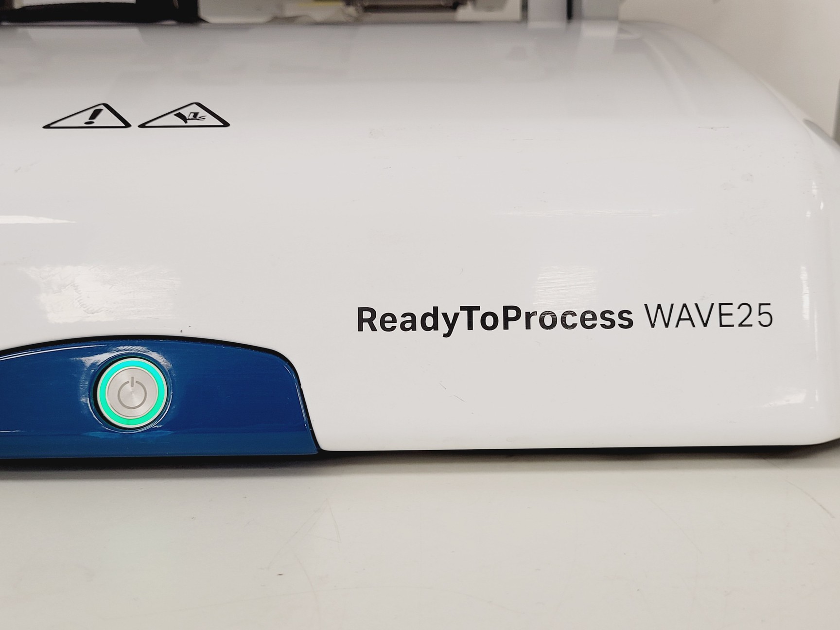 Image of Cytiva ReadyToProcess WAVE 25 w/ Tray 50, Pump25, CBCU Software, System Lab