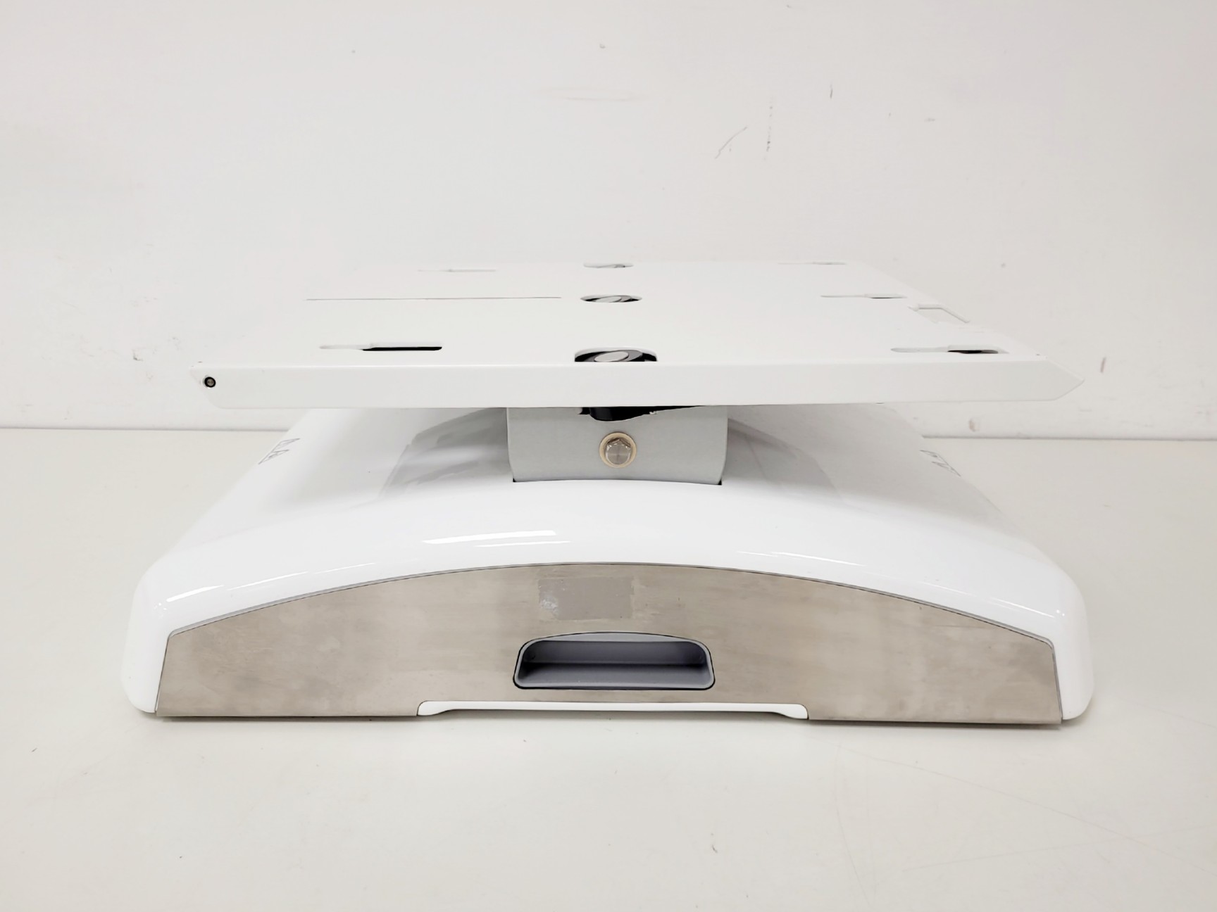 Image of Cytiva ReadyToProcess WAVE 25 w/ Tray 50, Pump25, CBCU Software, System Lab