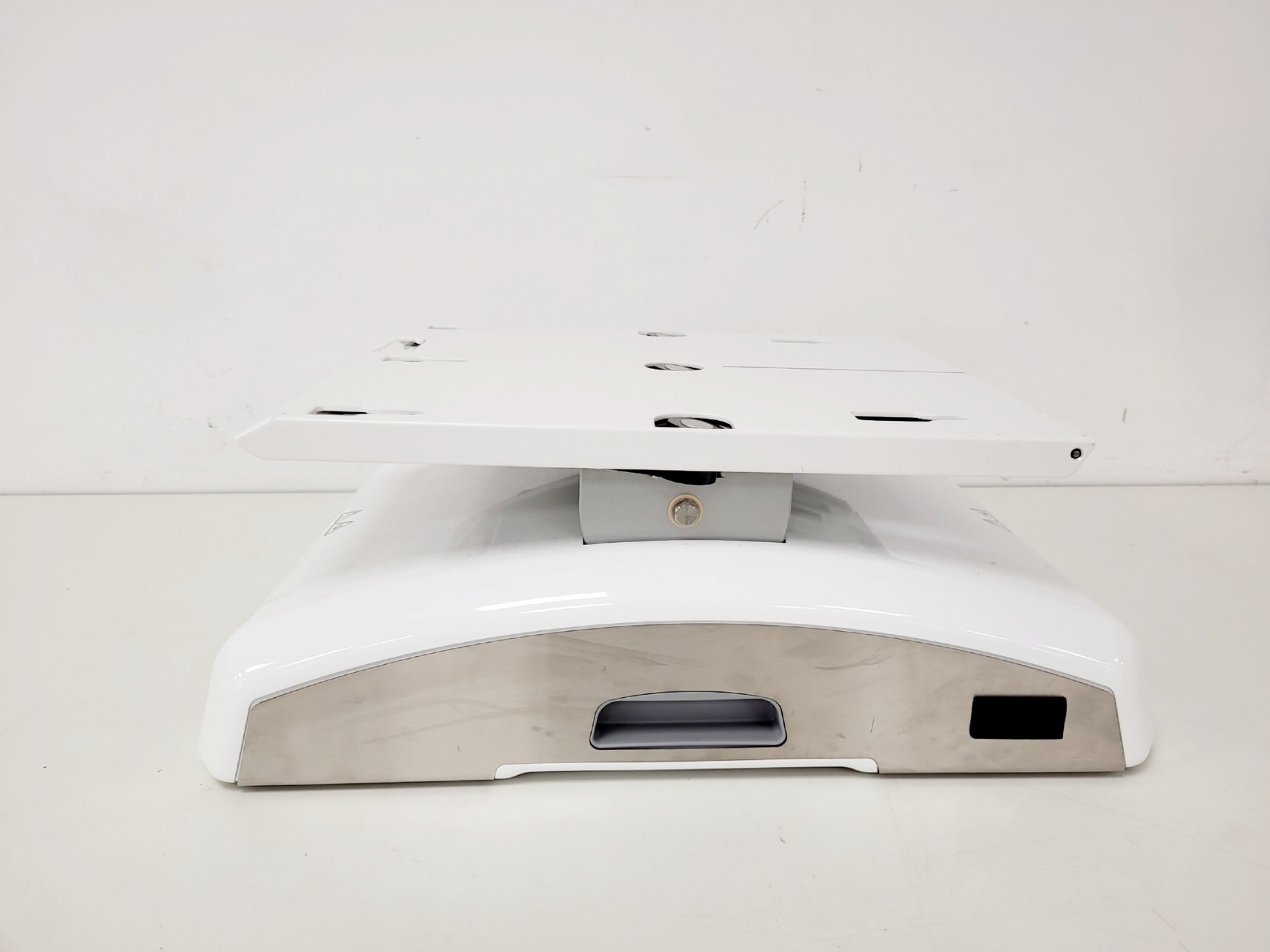 Image of Cytiva ReadyToProcess WAVE 25 w/ Tray 50, Pump25, CBCU Software, System Lab