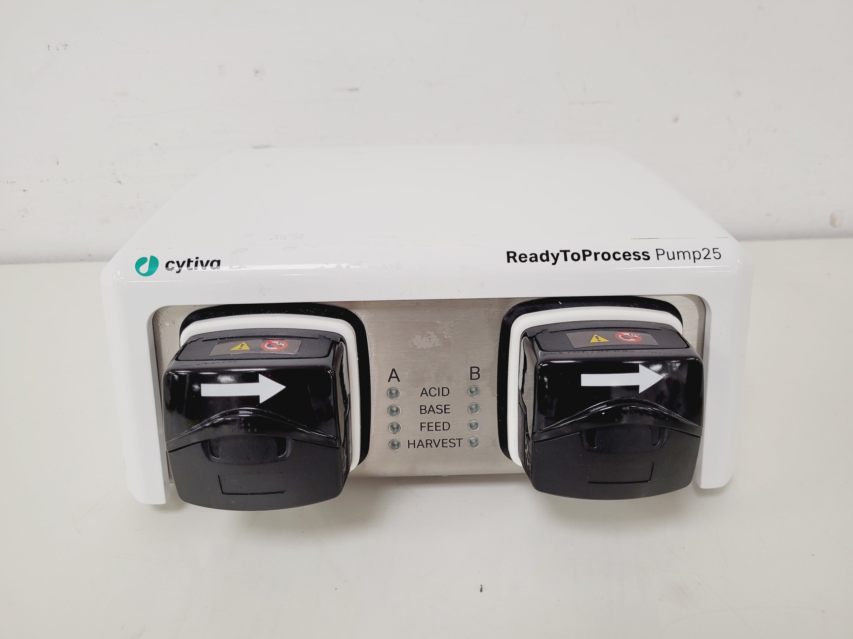 Image of Cytiva ReadyToProcess WAVE 25 w/ Tray 50, Pump25, CBCU Software, System Lab