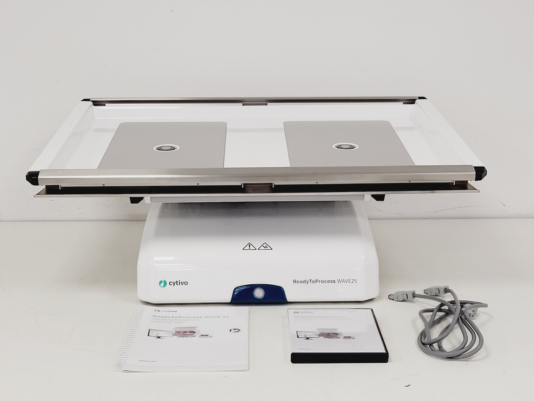 Image of Cytiva ReadyToProcess WAVE 25 w/ Tray 20 Lab