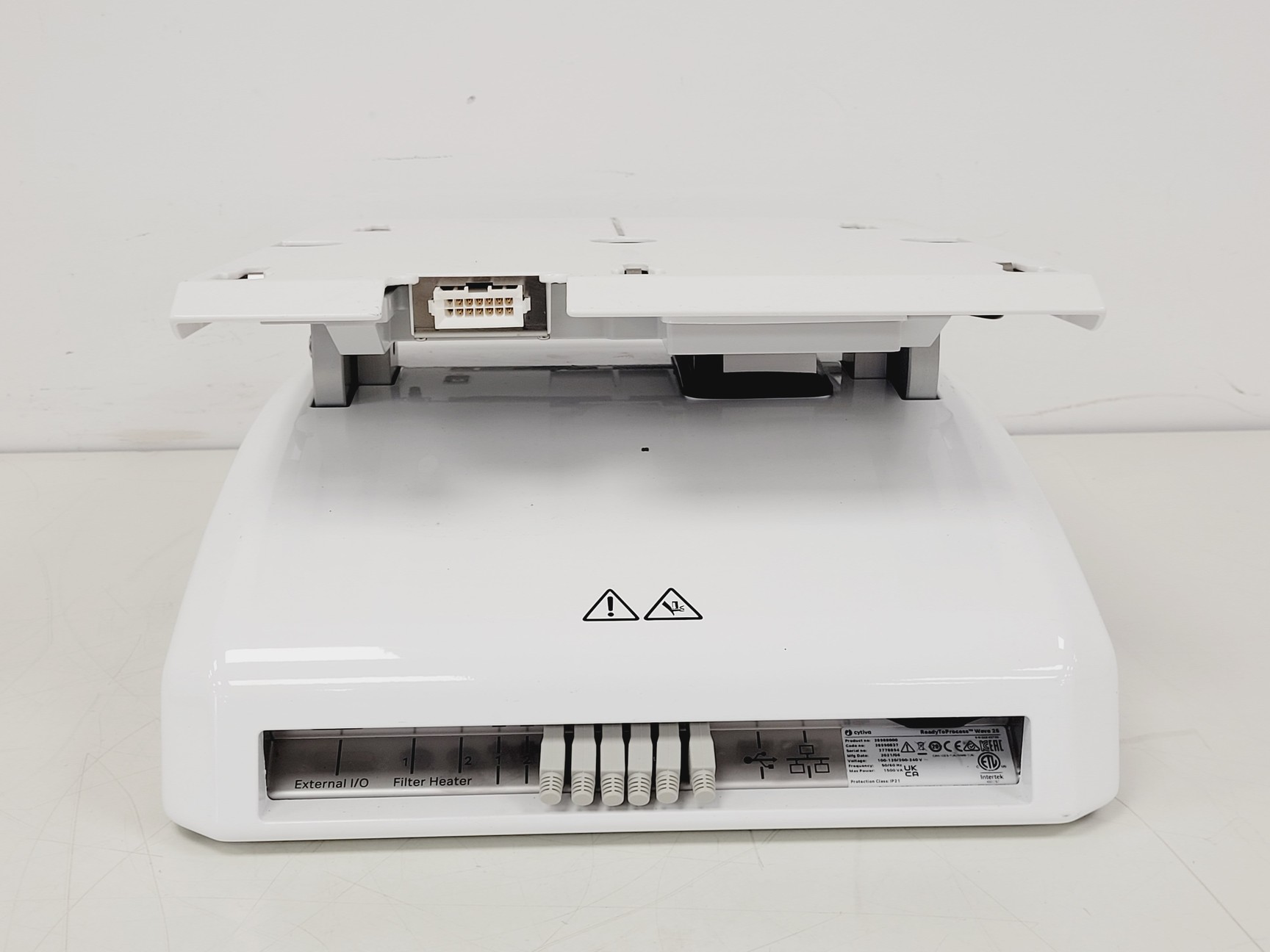 Image of Cytiva ReadyToProcess WAVE 25 w/ Tray 20 Lab