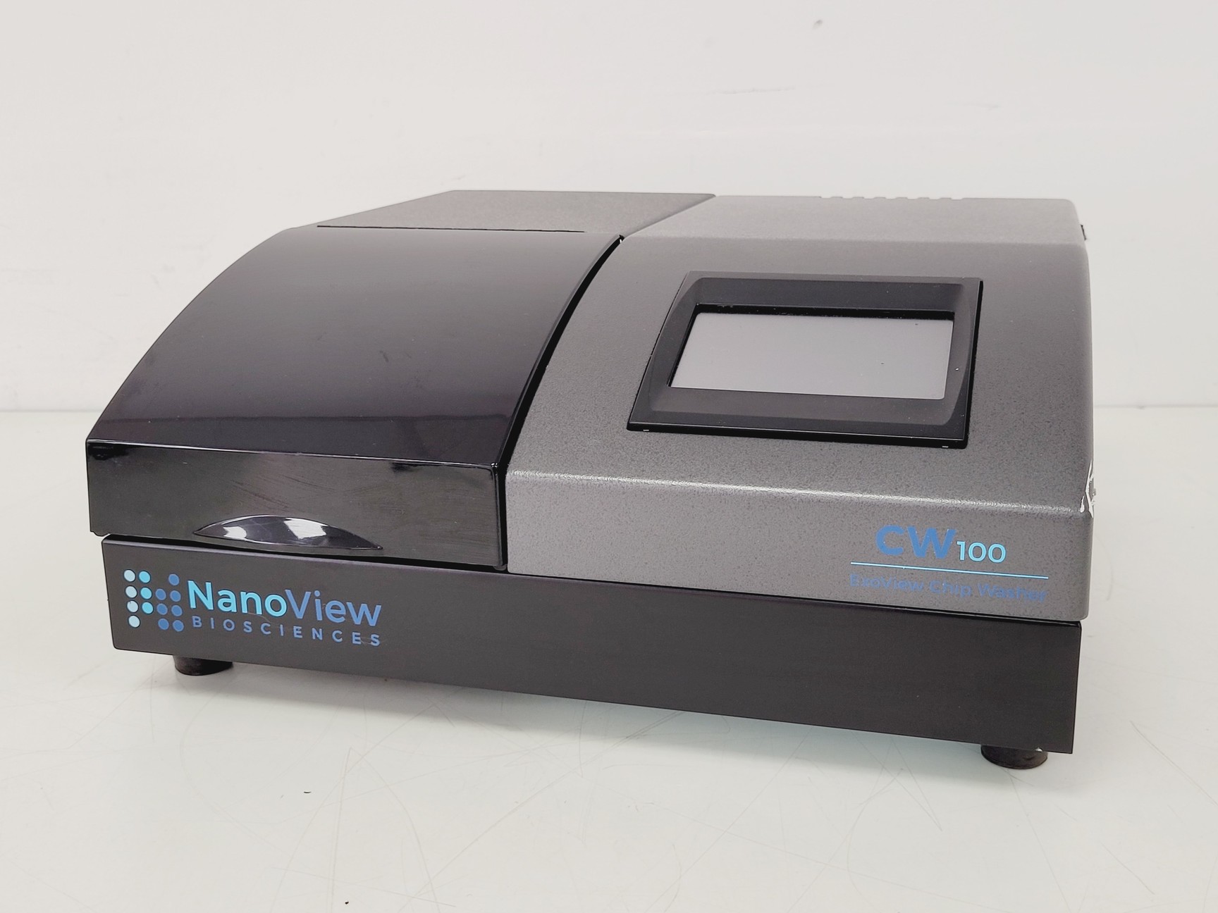 Image of NanoView Biosciences CW100 ExoView Chip Washer & ExoView R200