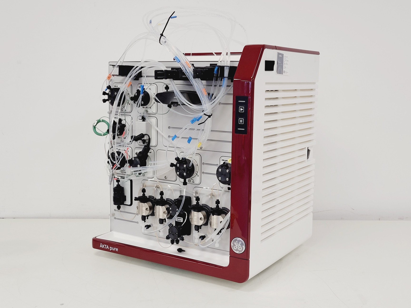 Image of GE Healthcare AKTA Pure FPLC System w/Fraction Collector F9-C & Sample Pump S9H 