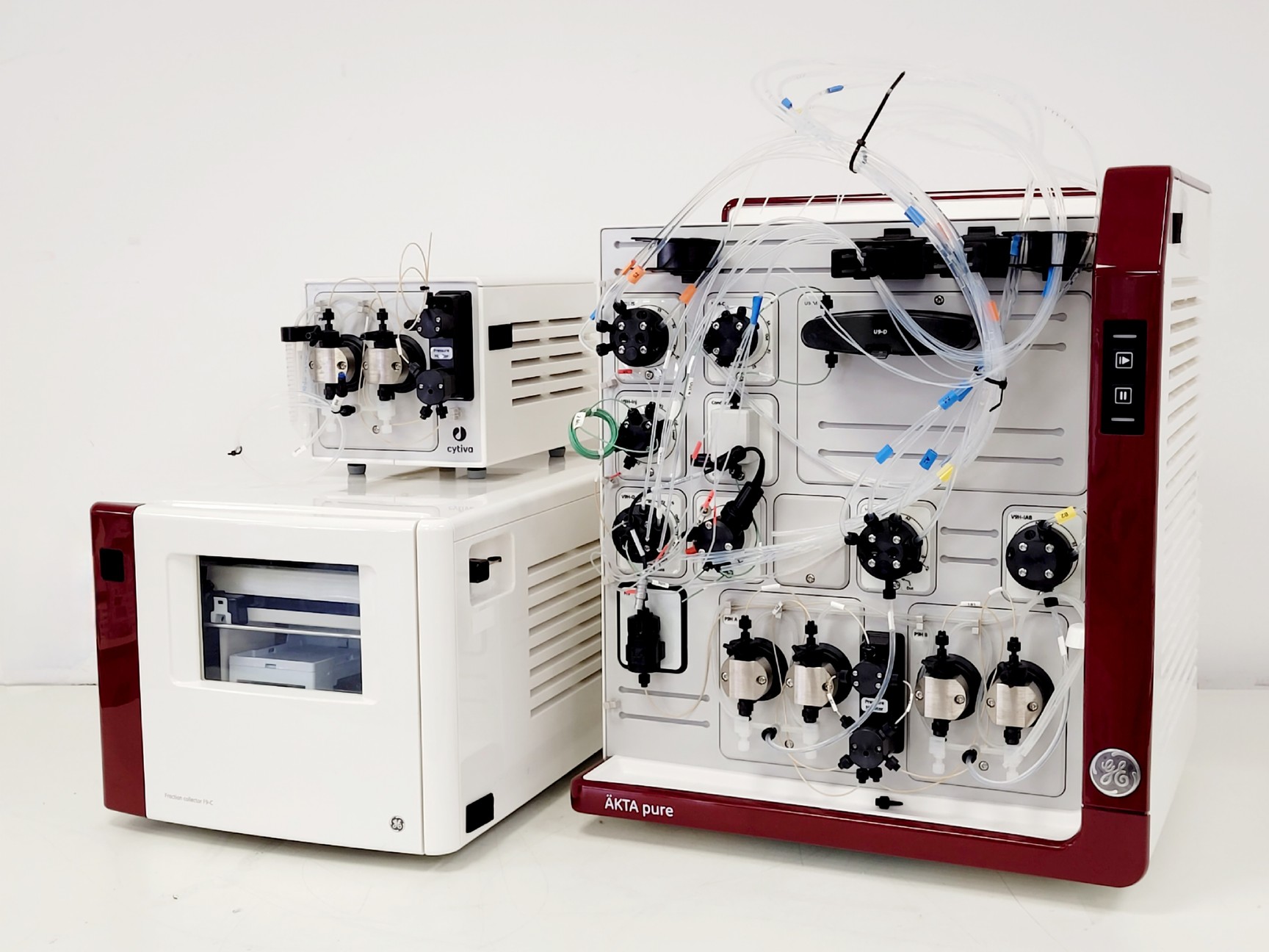 Image of GE Healthcare AKTA Pure FPLC System w/Fraction Collector F9-C & Sample Pump S9H
