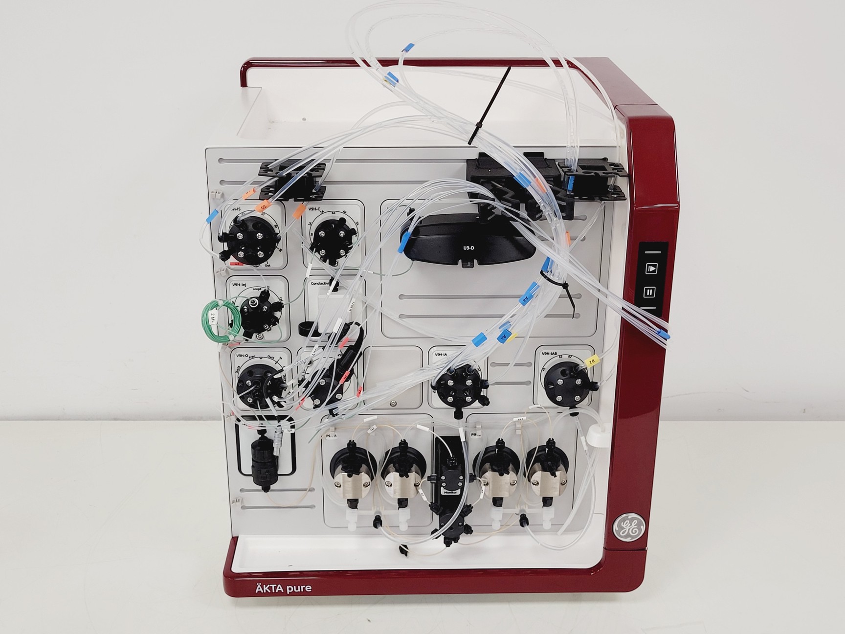 Image of GE Healthcare AKTA Pure FPLC System w/Fraction Collector F9-C & Sample Pump S9H