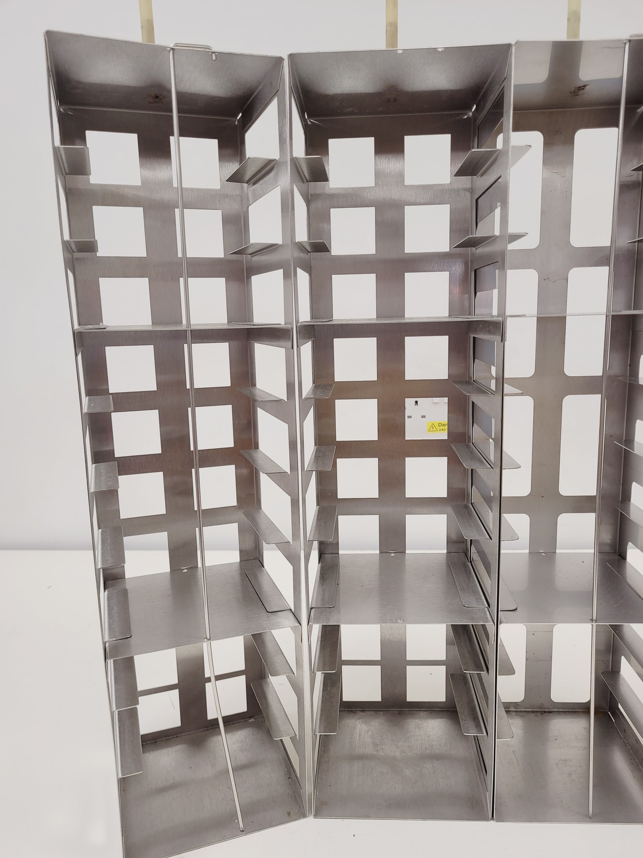 Image of Thermo Scientific Locator 4 Plus Cryogenic Rack & Box System w Level Monitor