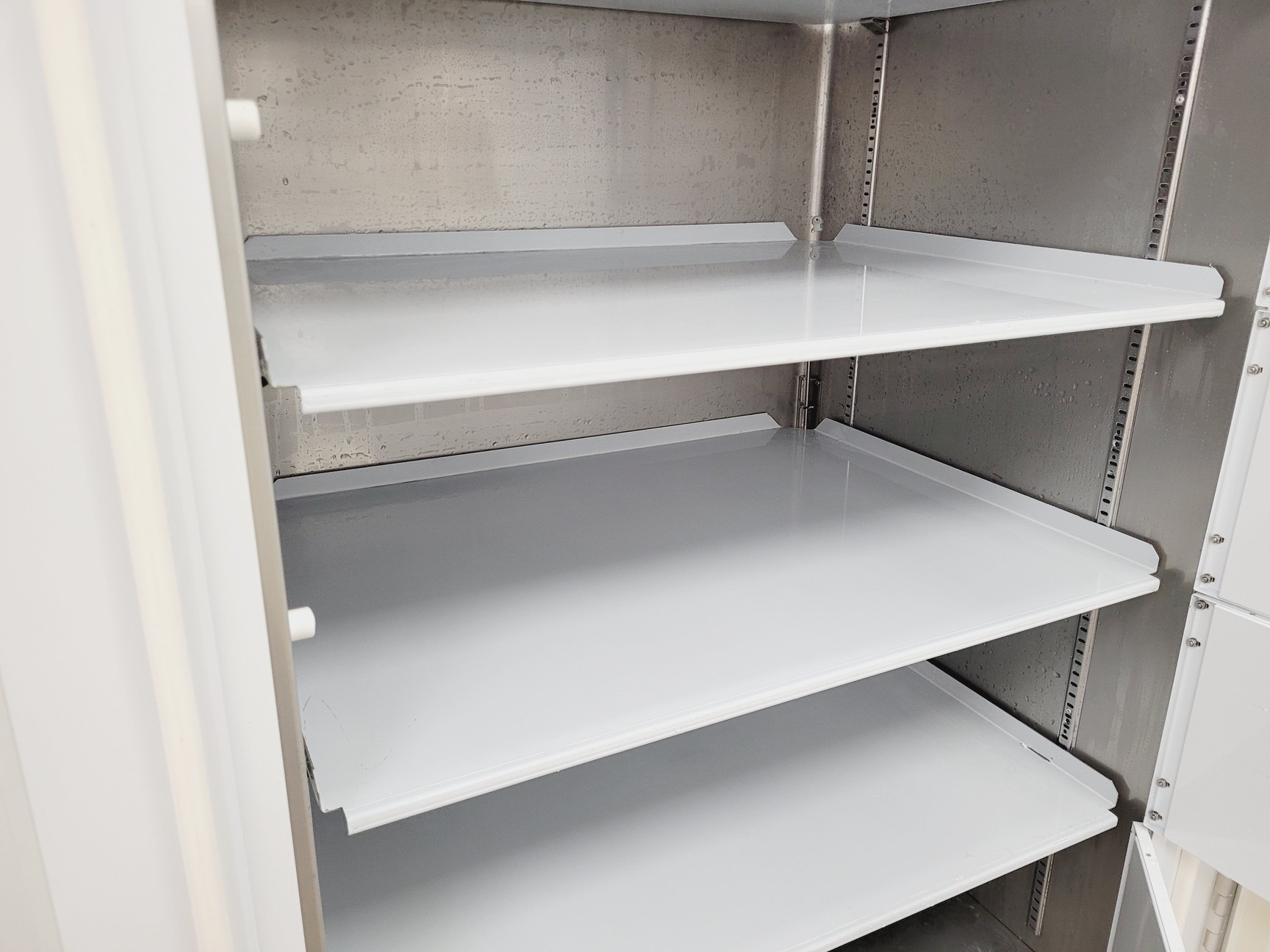 Image of New Brunswick Scientific U570 -86 HEF Ultra-Low Temperature Freezer Lab