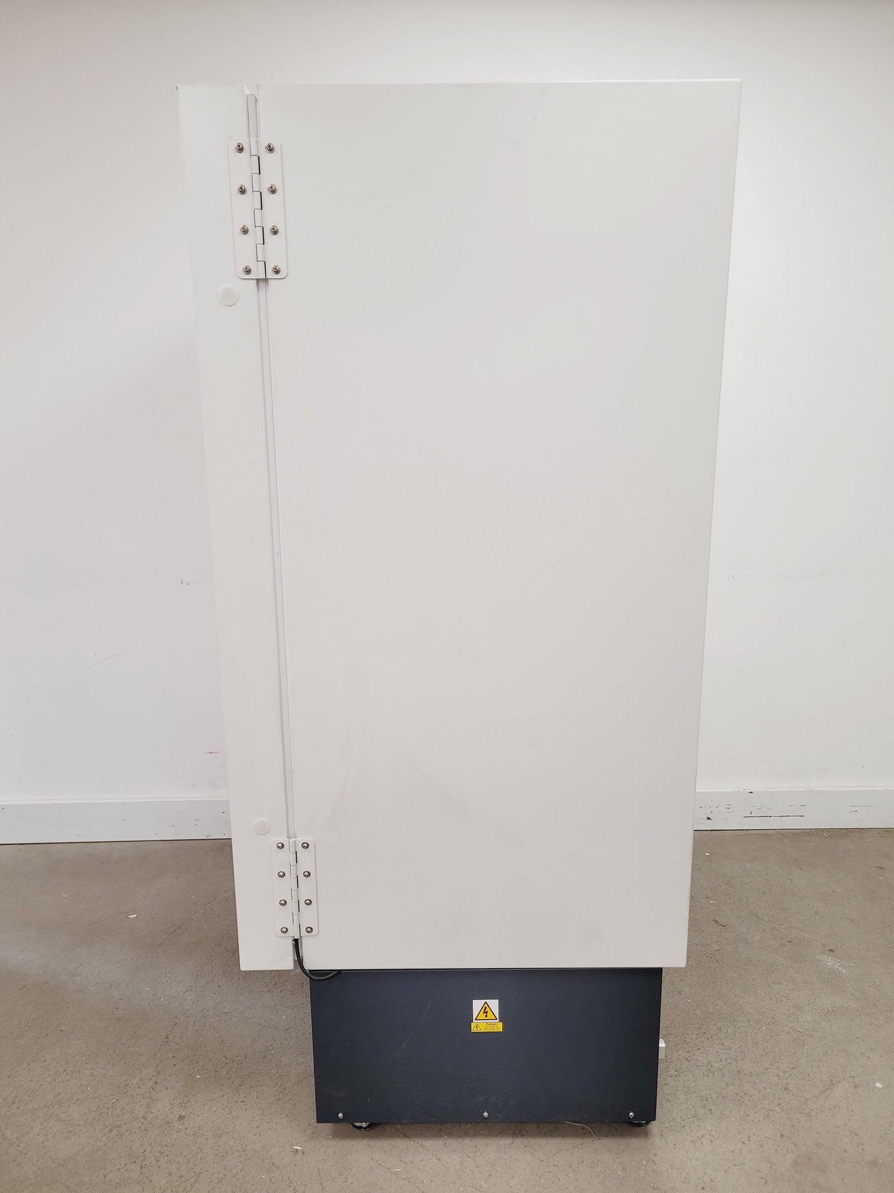 Image of New Brunswick Scientific U570 -86 HEF Ultra-Low Temperature Freezer Lab