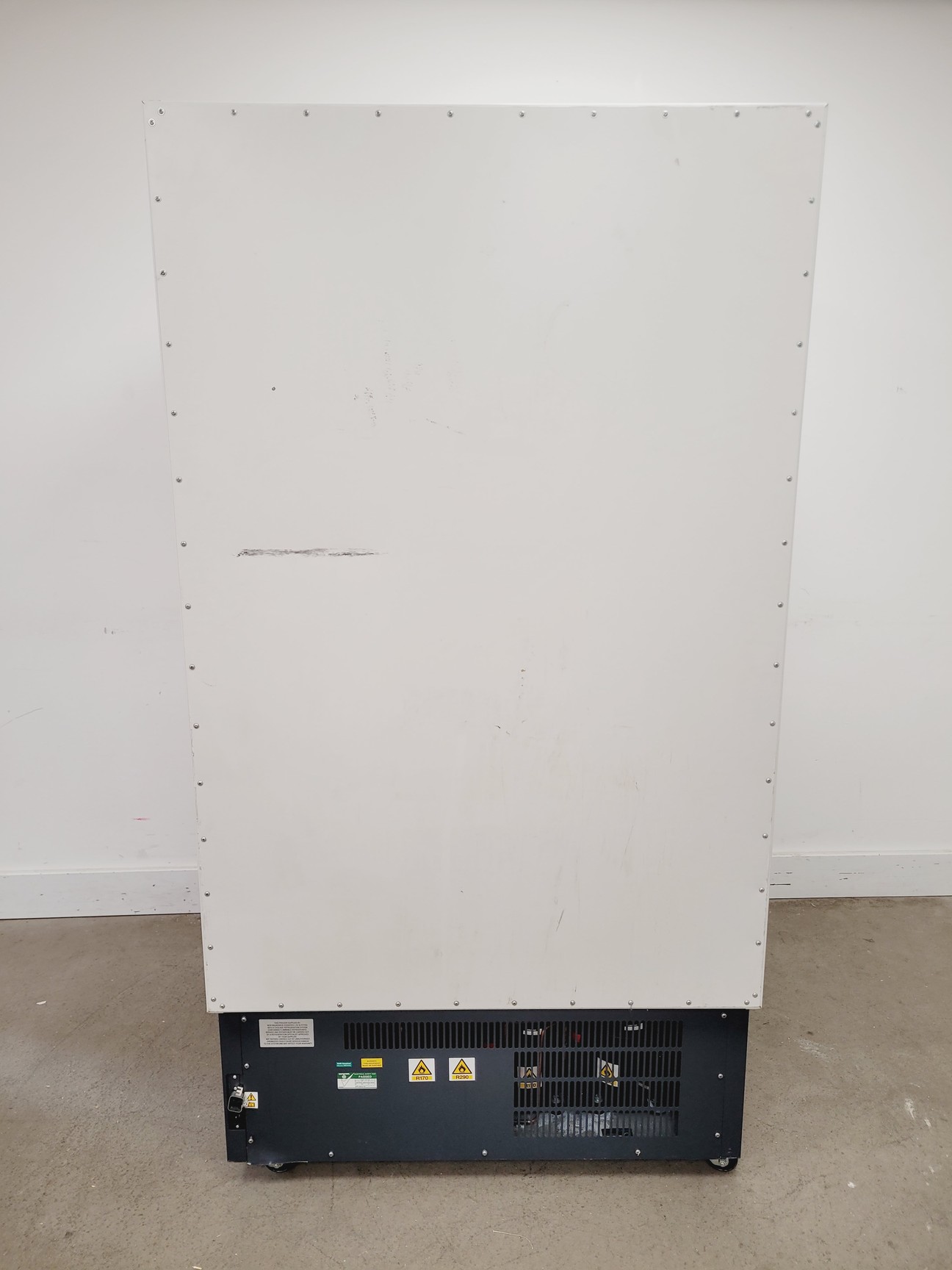 Image of New Brunswick Scientific U570 -86 HEF Ultra-Low Temperature Freezer Lab