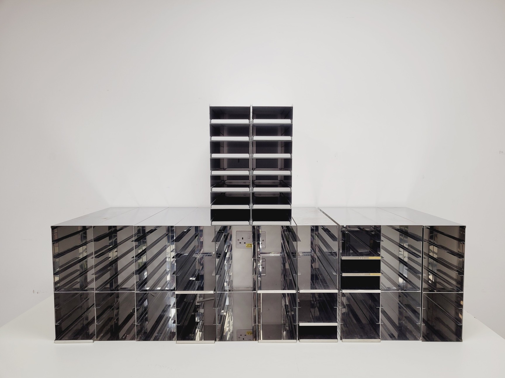 Image of New Brunswick Scientific U725 -86 G Ultra-Low Temperature Freezer Lab