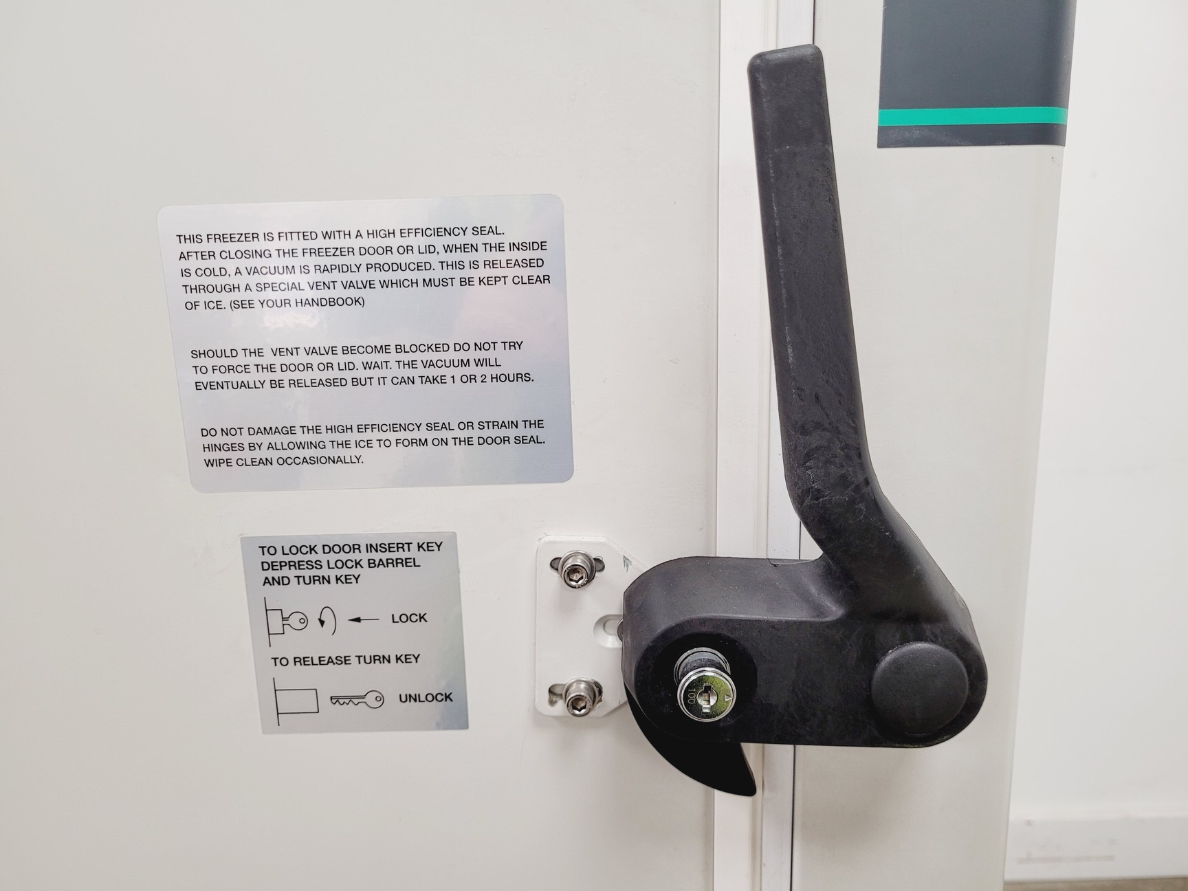 Image of New Brunswick Scientific U725 -86 G Ultra-Low Temperature Freezer Lab